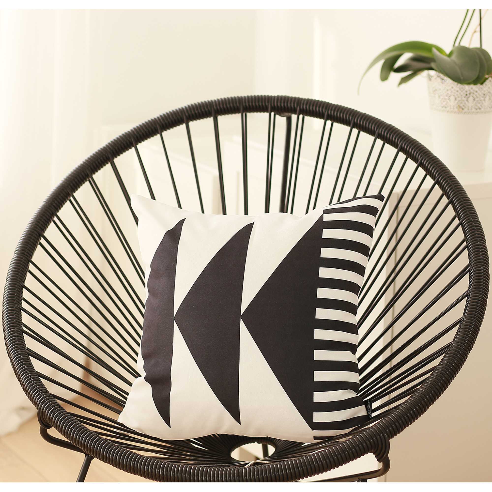 18"x18" Skandi BW Triangles Decorative Throw Pillow Cover Printed