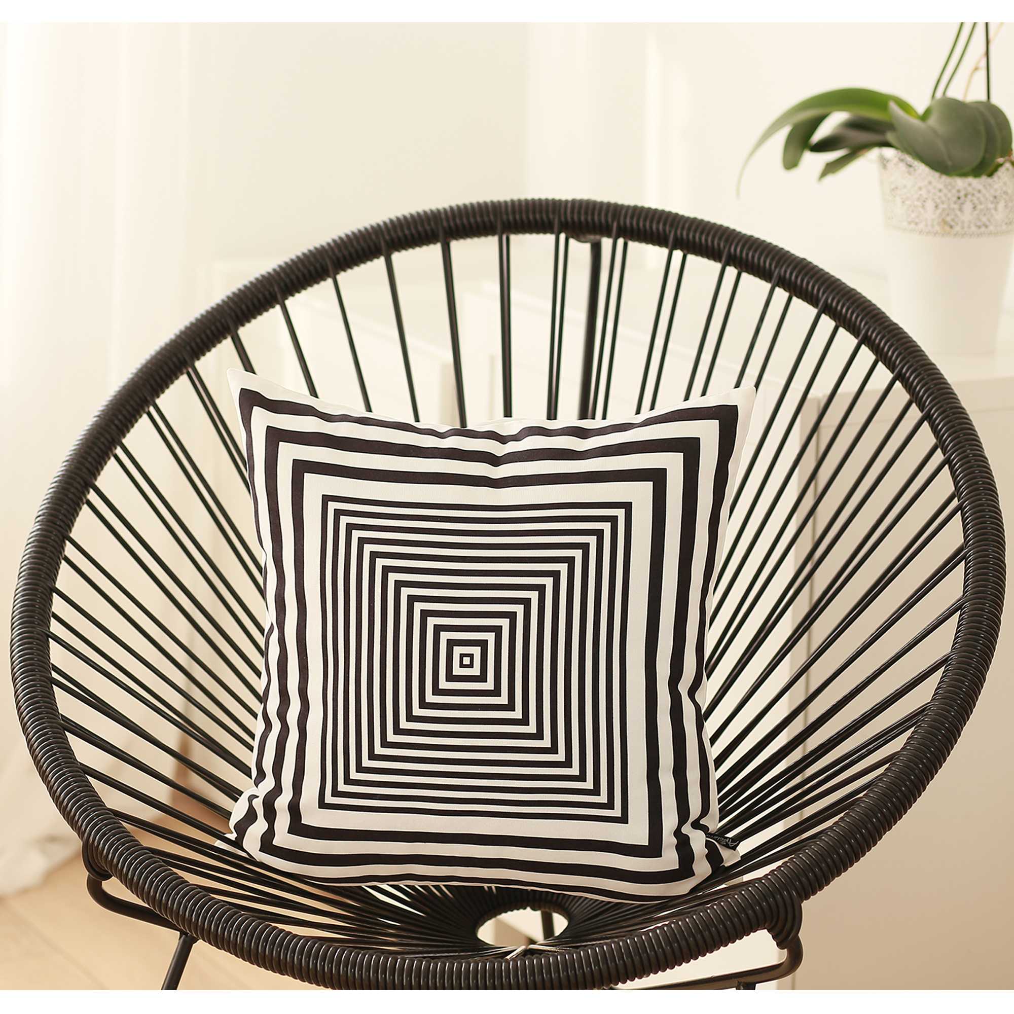 18"x18" Skandi BW Focus Decorative Throw Pillow Cover Printed