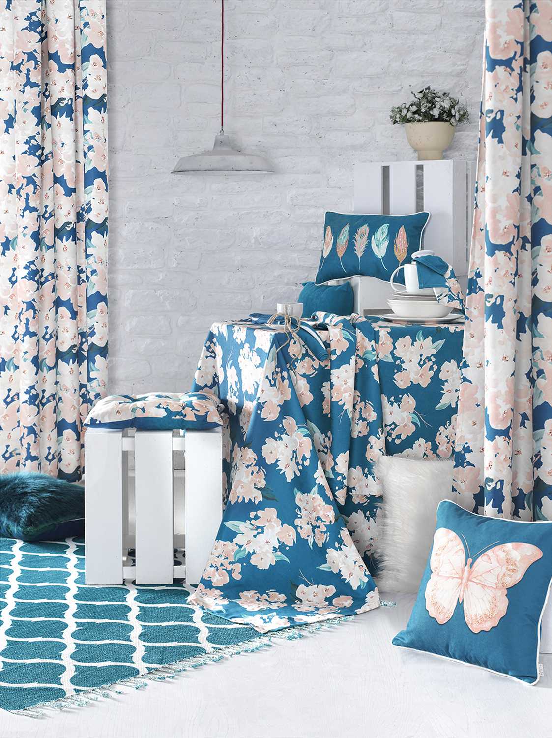 18"x 18" Flower Square Spring Printed Decorative Throw Pillow Cover