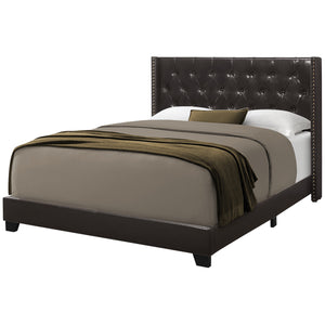 66.5" x 87.5" x 49.75" Brown Leather Look With Brass Trim  Queen Size Bed