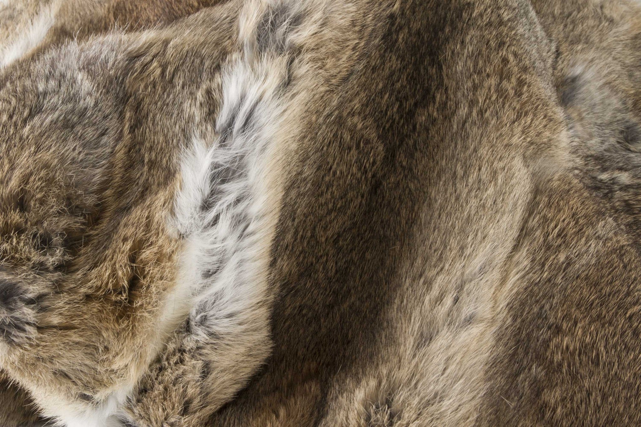 2" x 50" x 60" 100 Natural Rabbit Fur Hazelnut Throw Blanket
