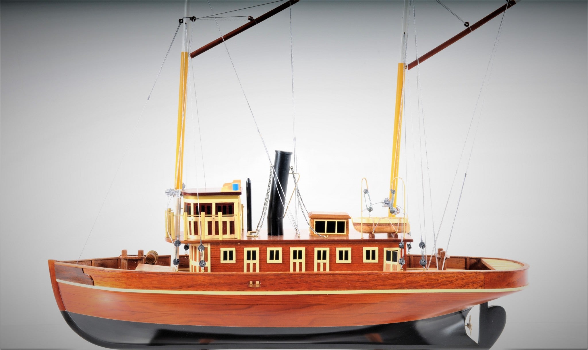 6" x 26" x 23" Seguin