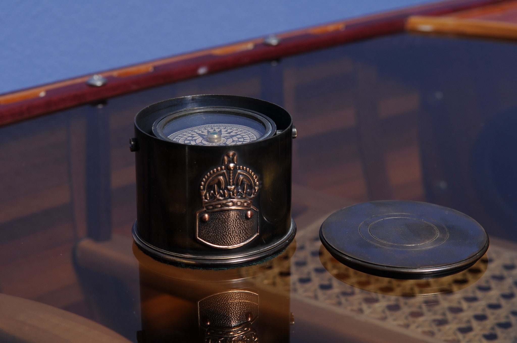 2.6" x 2.6" x 2.2" Drum Compass