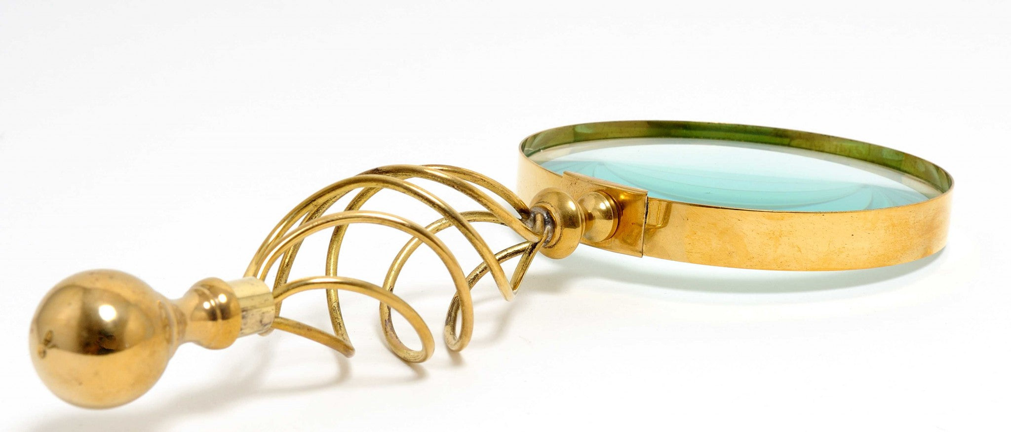 5" x 5" x 12" Magnifier in Wood Box