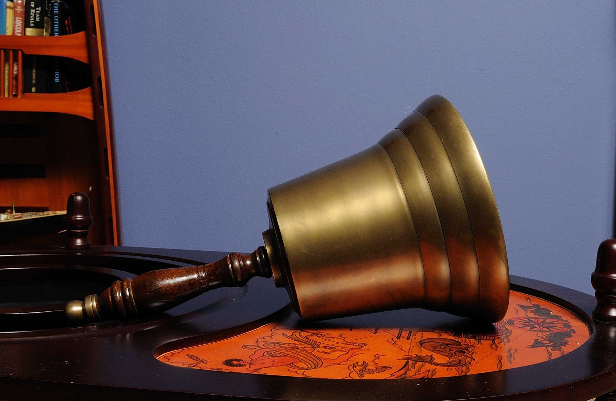 8" x 8" x 11.5" Hand Bell