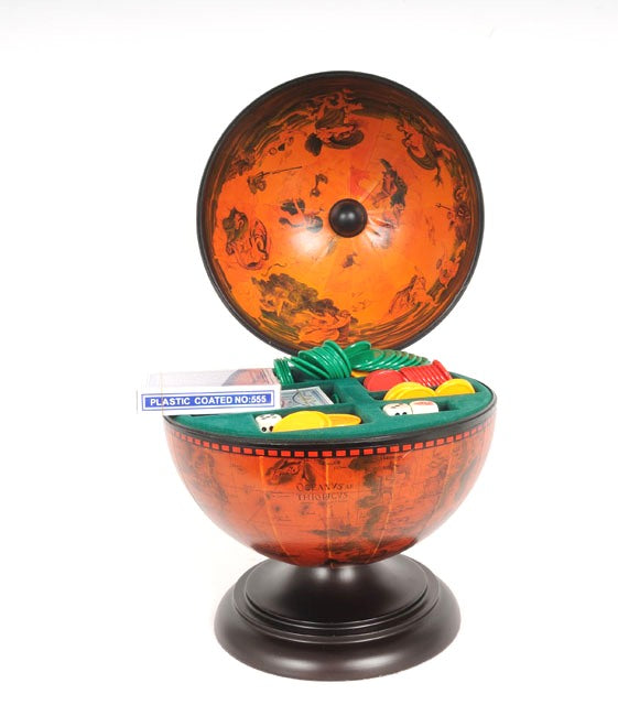 8.5" x 8.5" x 11" Globe Poker Set