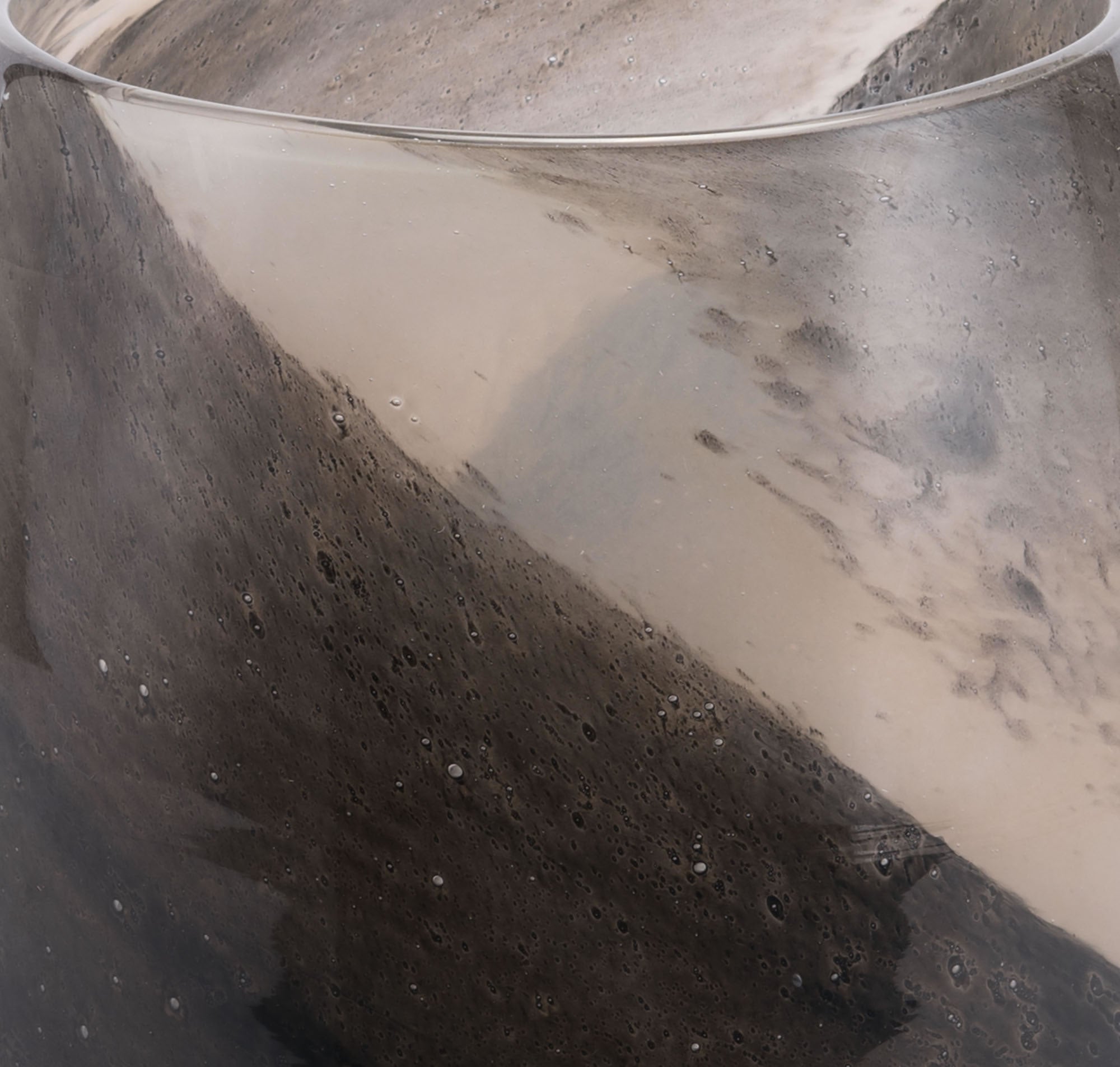 6.7" x 6.7" x 7.9" Brown, Glass, Small Vase