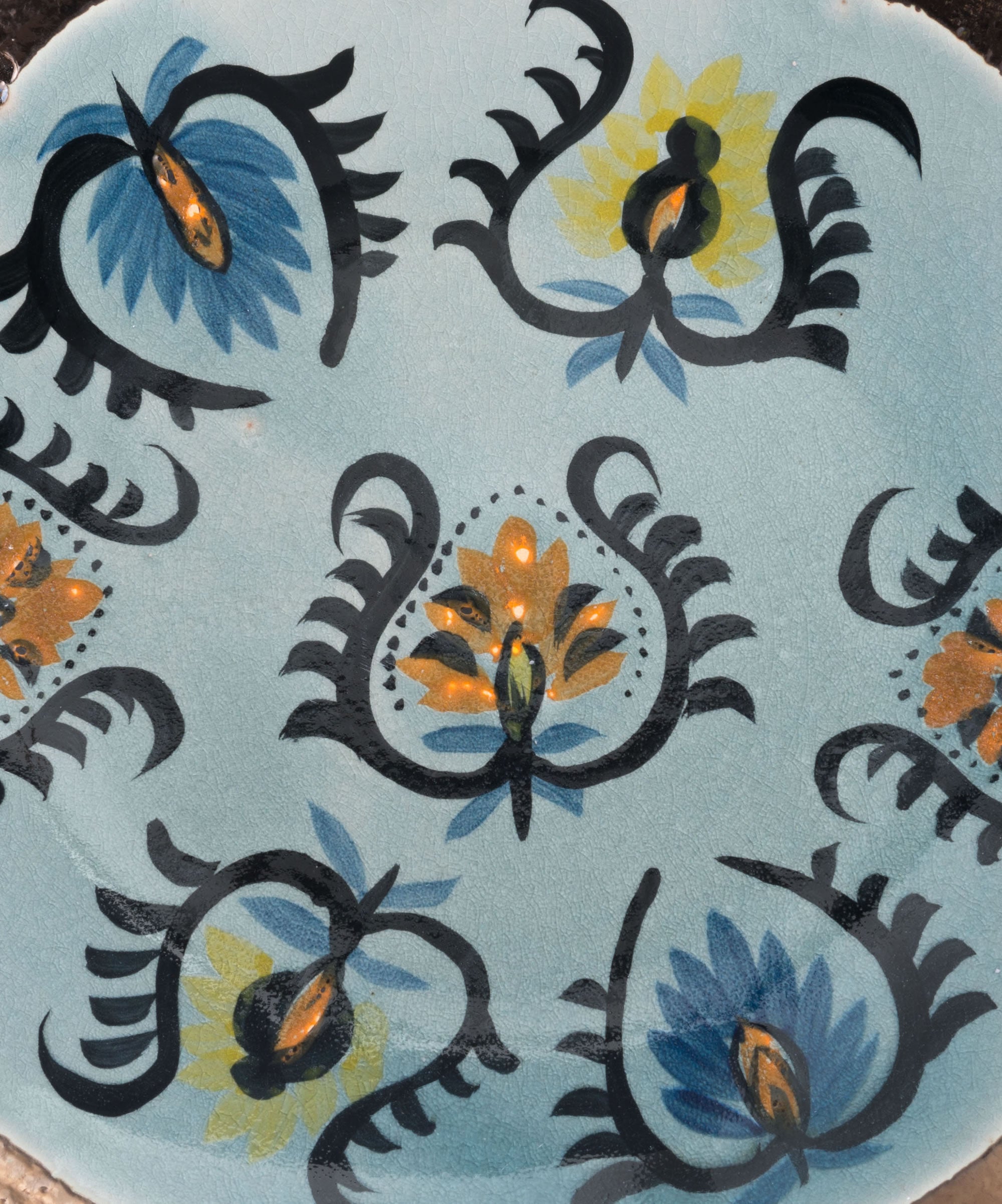 16.5" x 16.5" x 2" Multicolor, Ceramic, Plate