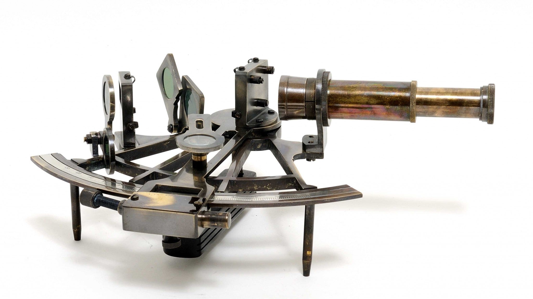 4" x 4" x 2.5" Nautical Sextant in Leather Case - Small