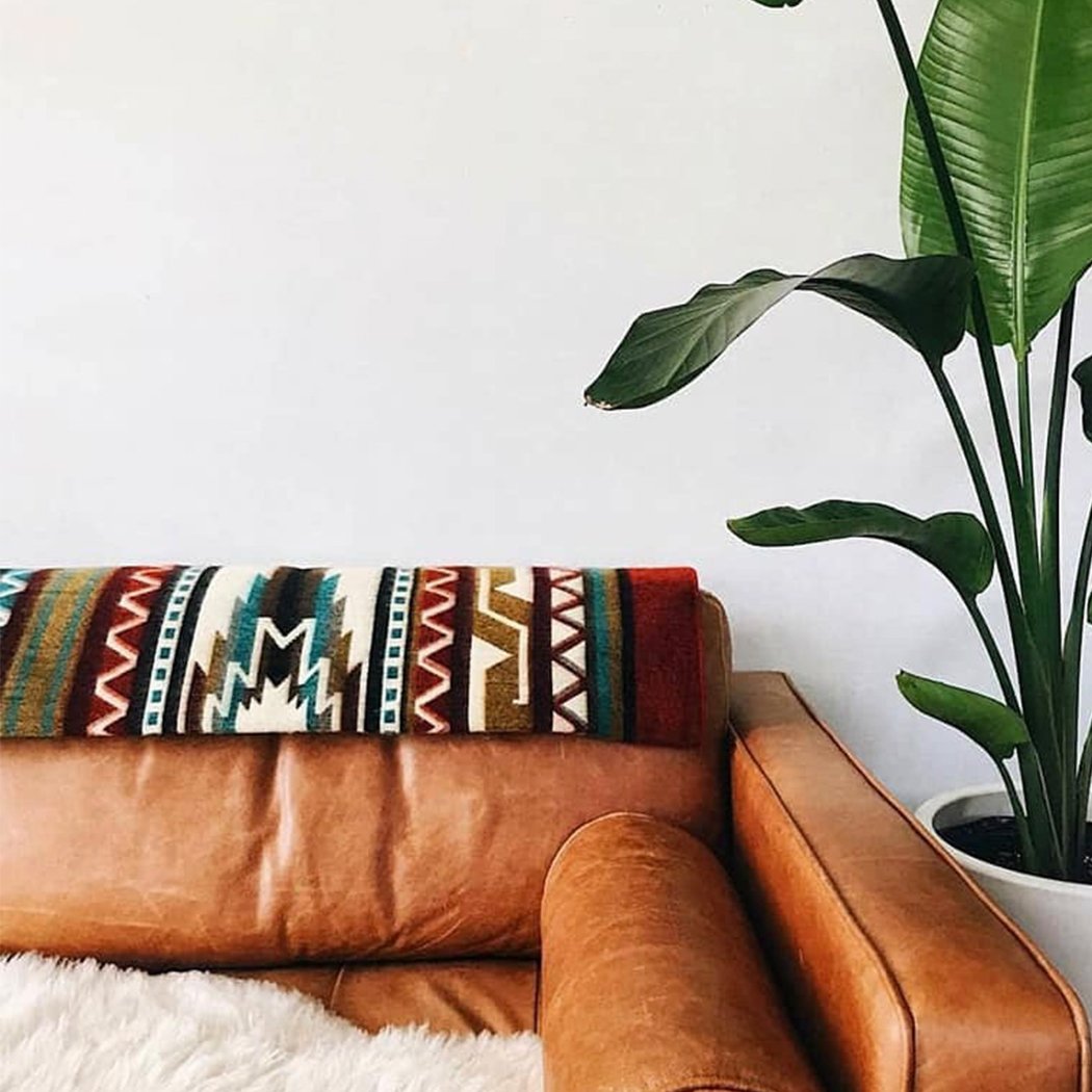 Ultra Soft Mountainside Lodge Handmade Woven Blanket