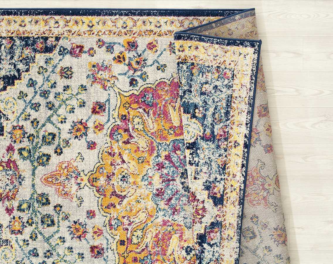 118" x 158" Camari Cream Olefin / Frieze Rug