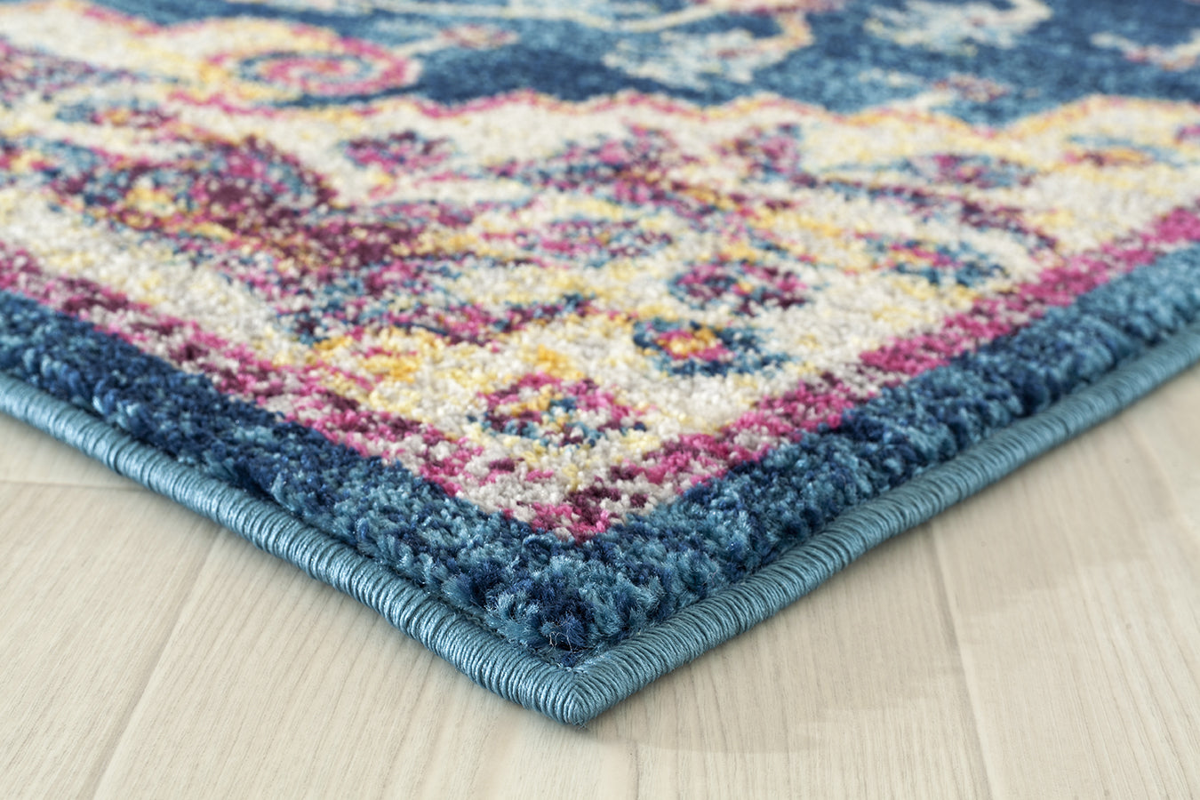 94" x 94" Midnight Blue Olefin / Frieze Round Rug