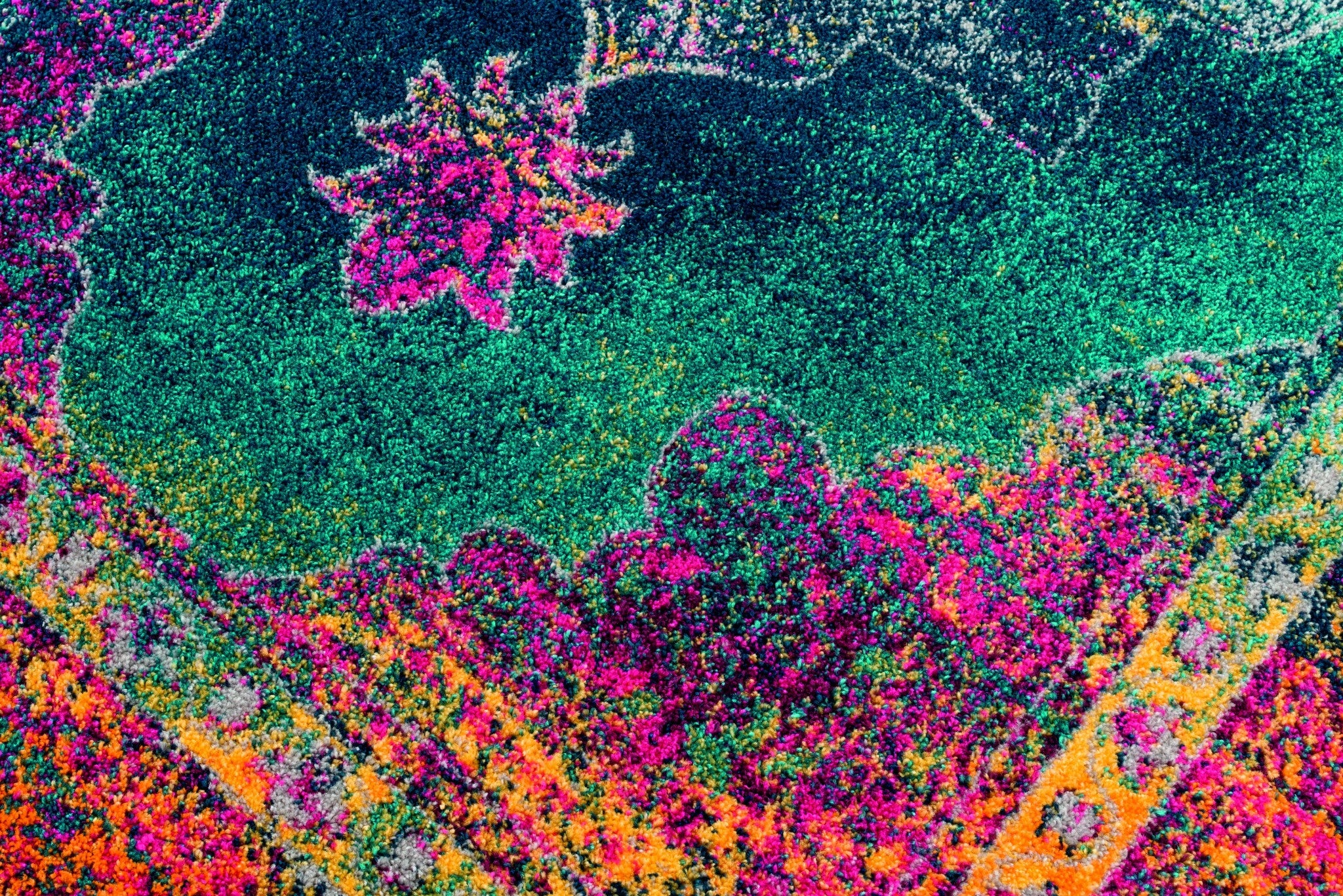 94" x 94" Blue Olefin / Frieze Round Rug