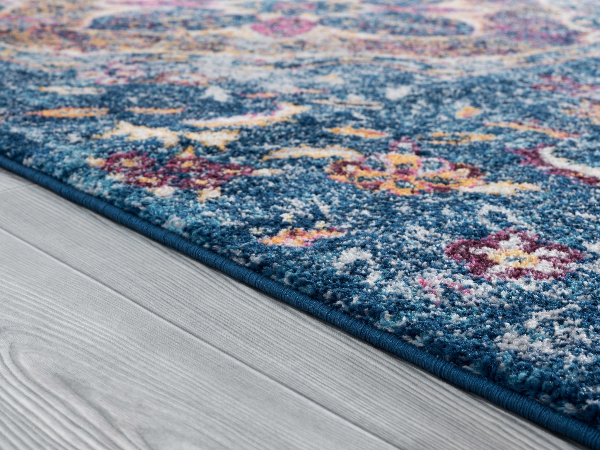 116" x 158" Midnight Blue Olefin / Frieze Rug