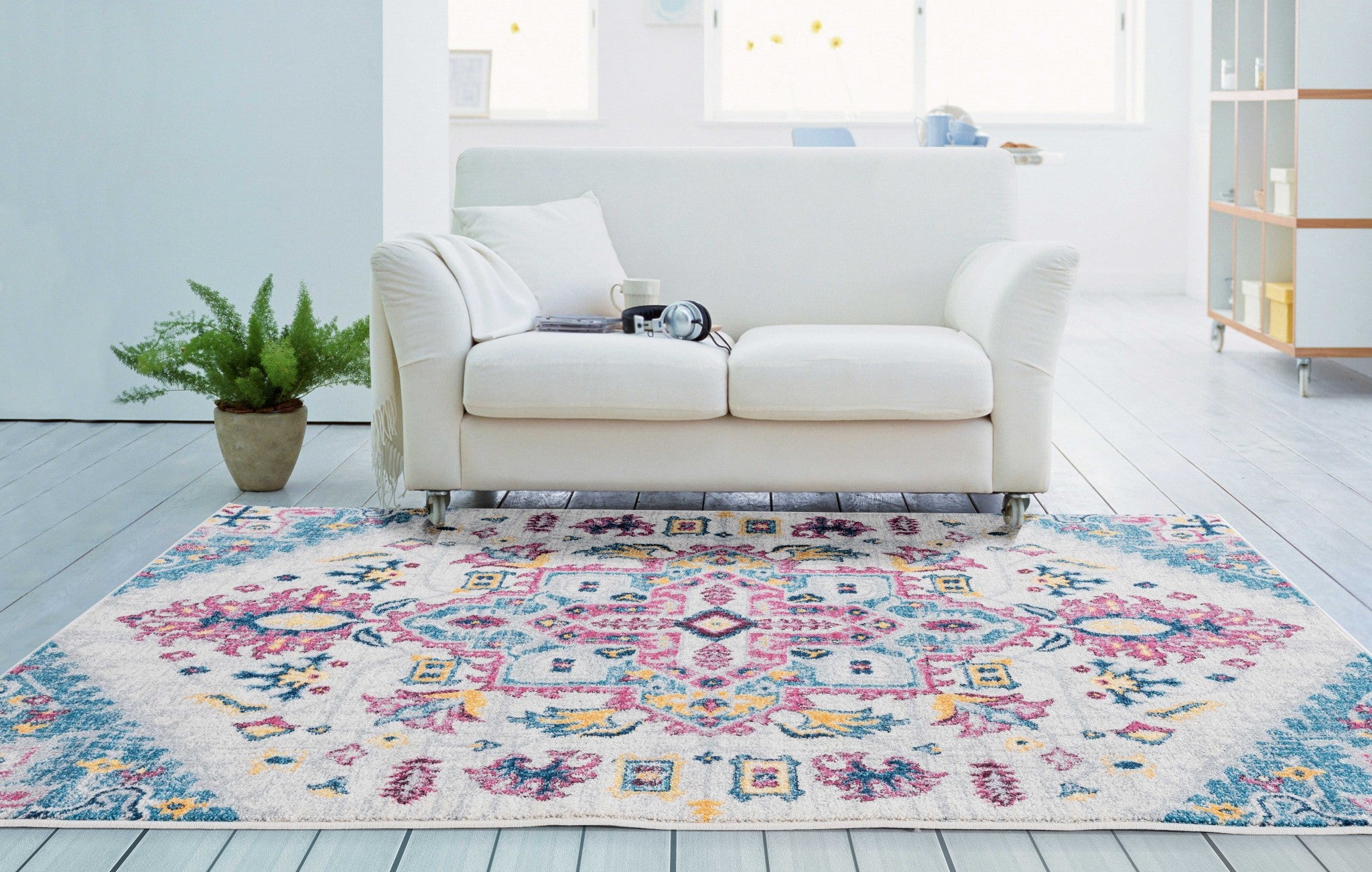 116" x 158" Cream Olefin / Frieze Rug