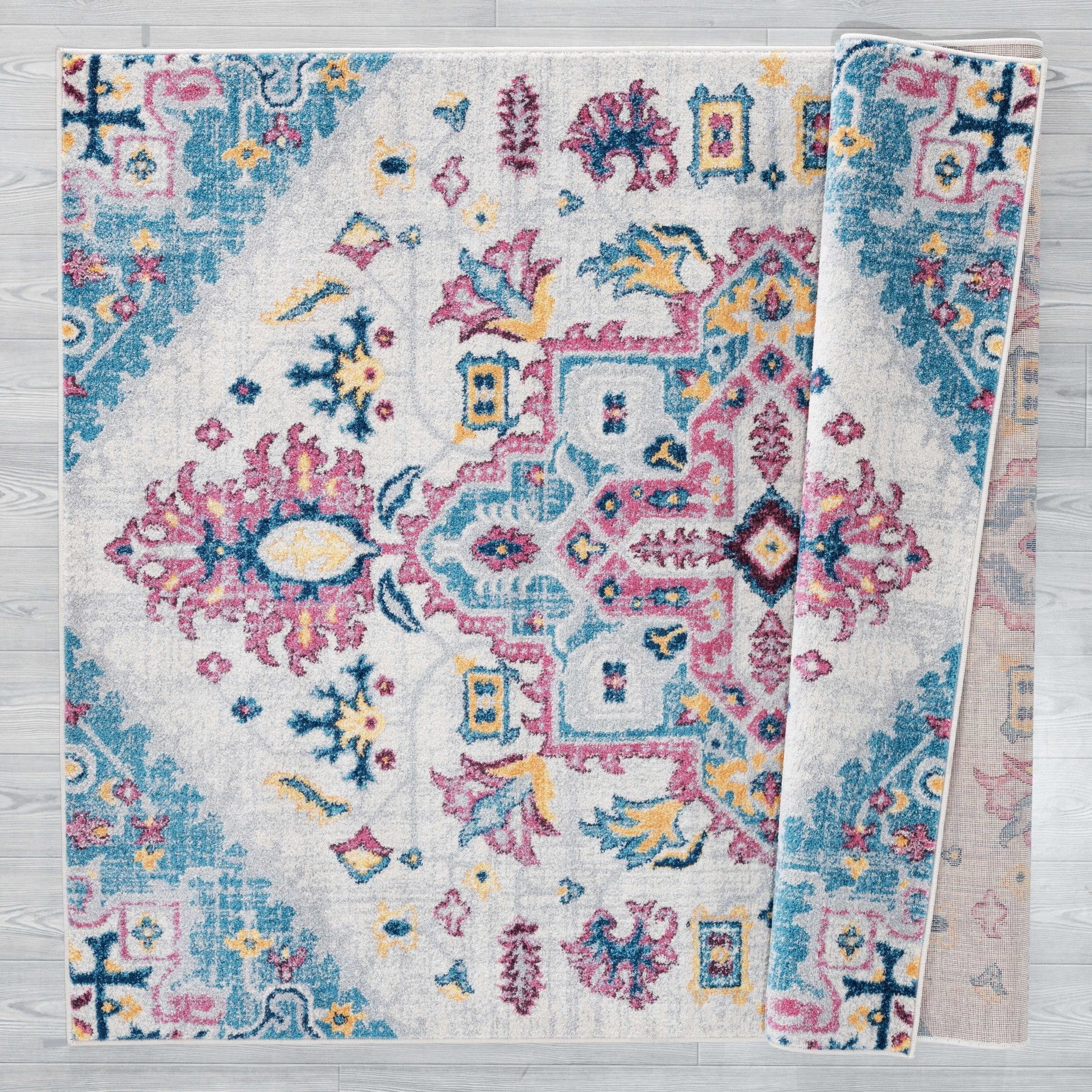 116" x 158" Cream Olefin / Frieze Rug