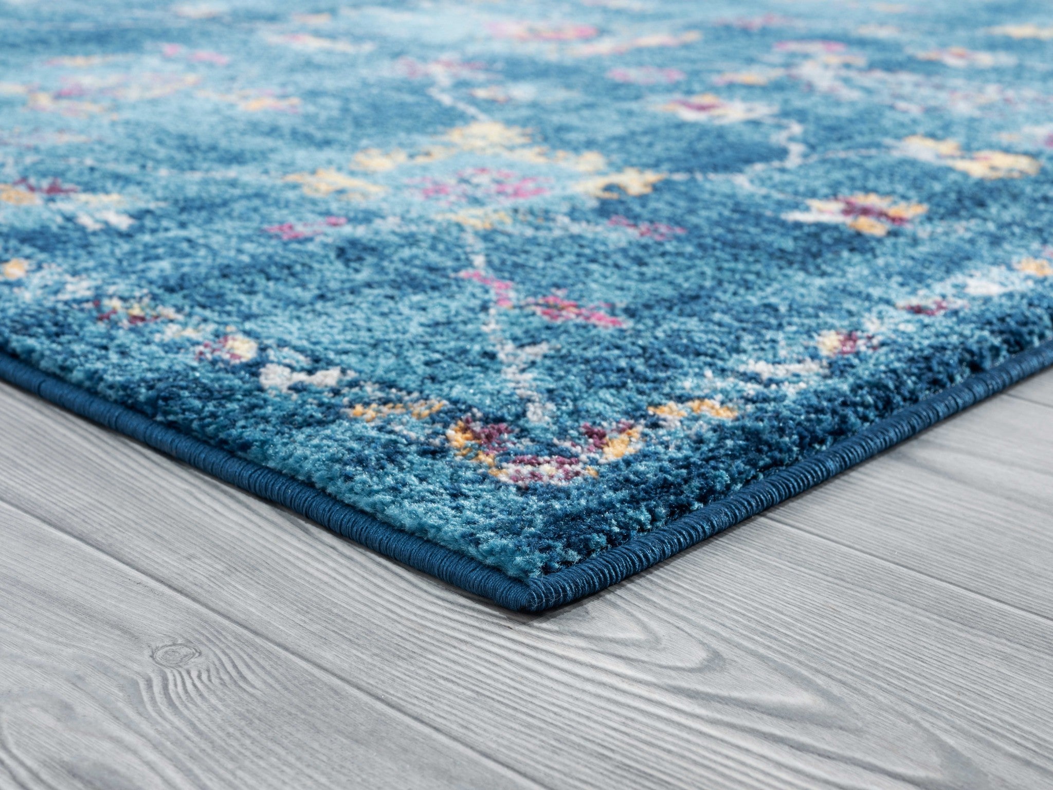 94" x 94" Blue Olefin / Frieze Round Rug