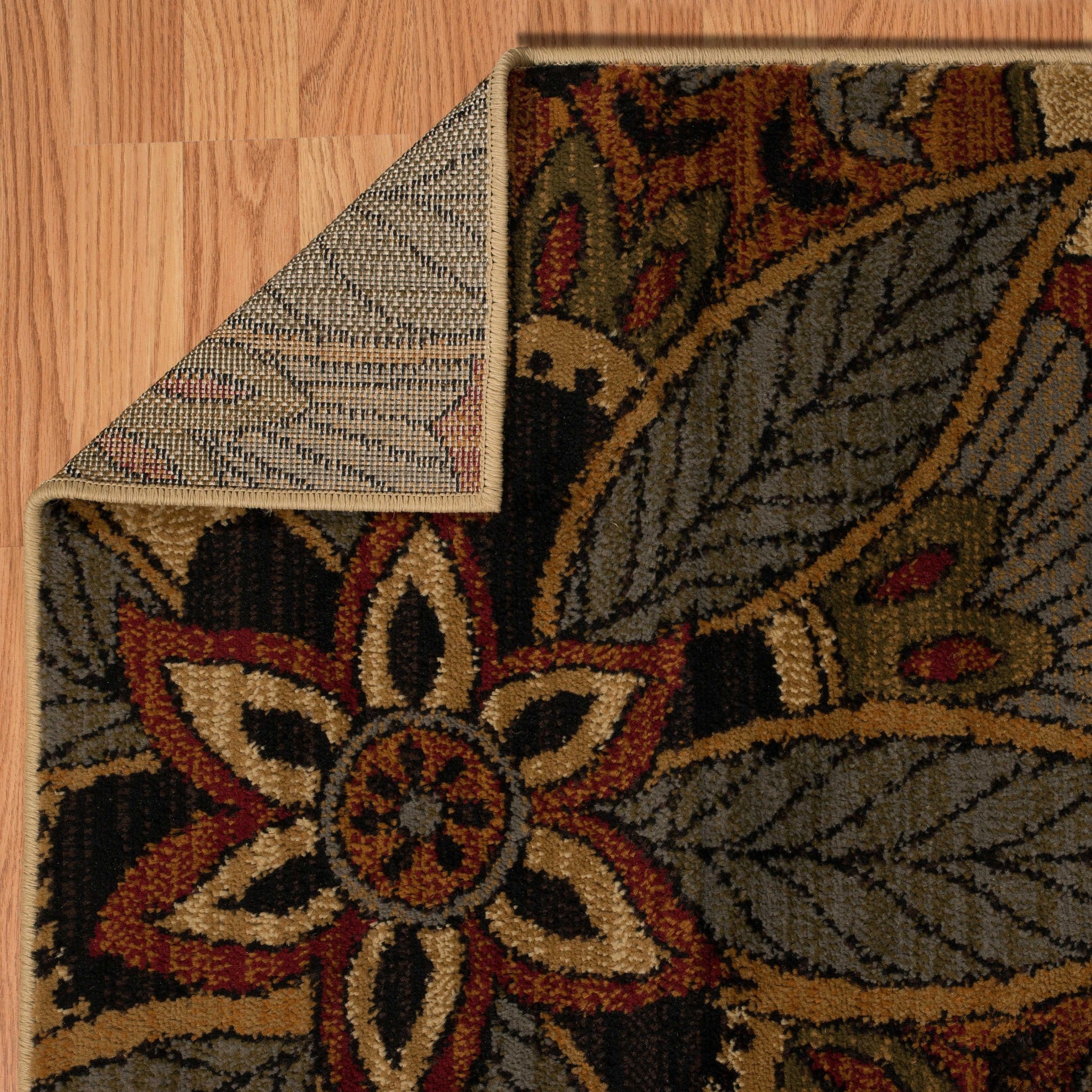 94" x 126" Multicolor Polypropylene Oversize Rug