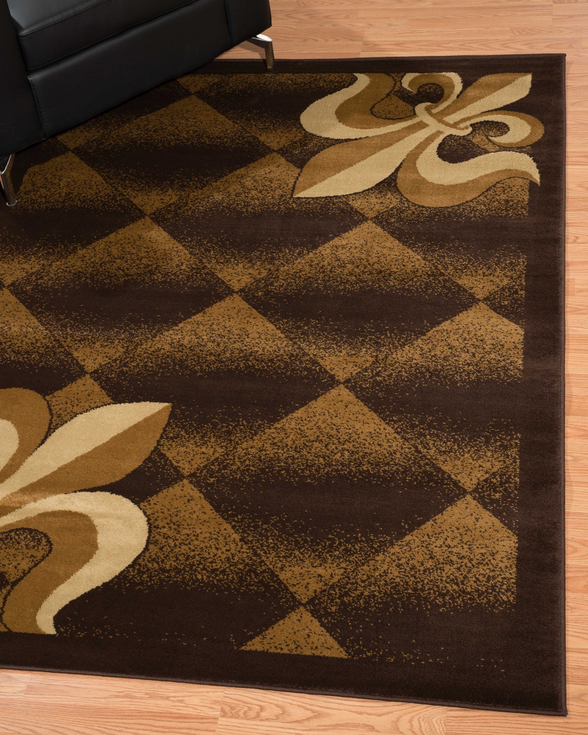 94" x 126" Brown Polypropylene Oversize Rug