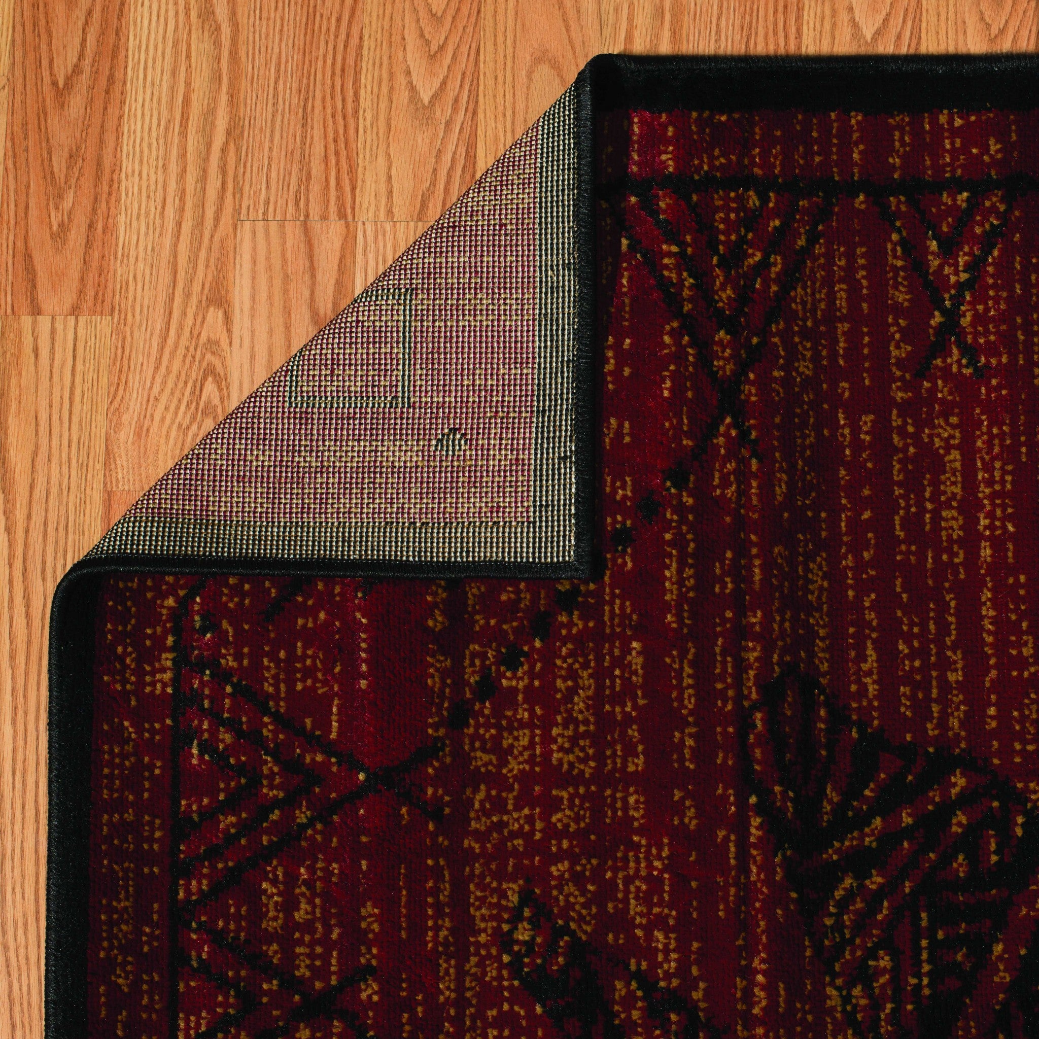 94" x 126" Red Polypropylene Oversize Rug