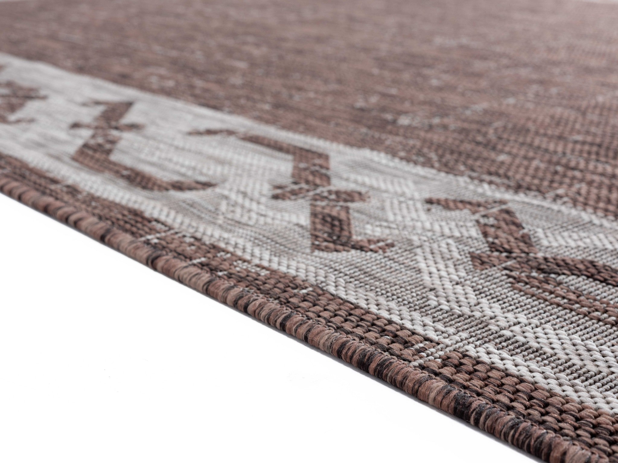 94" x 126" Brown Polypropylene Oversize Rug