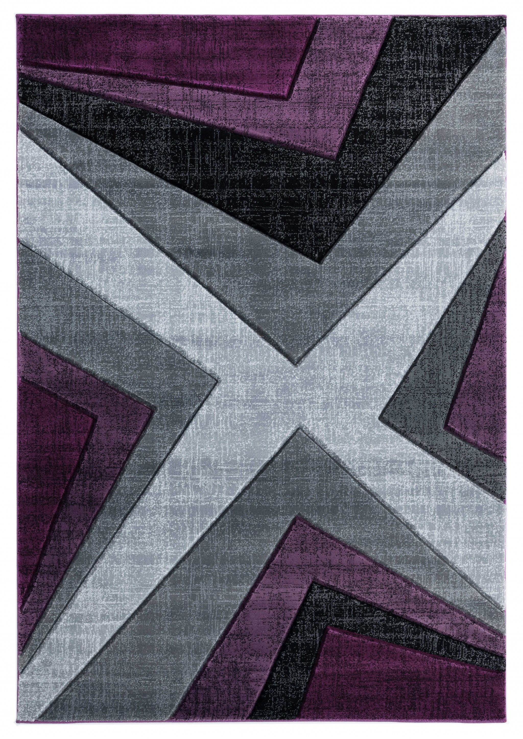 22" x 32" Plum Olefin / Polypropylene Accent Rug