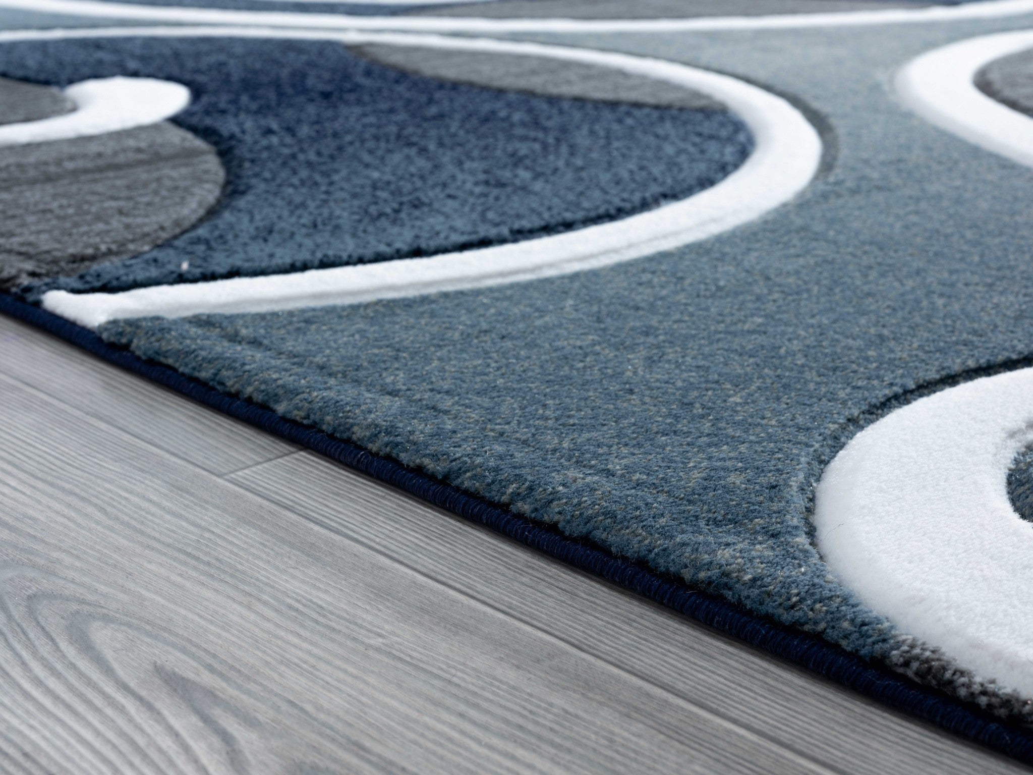 94" x 94" Navy Olefin / Polypropylene Round Rug