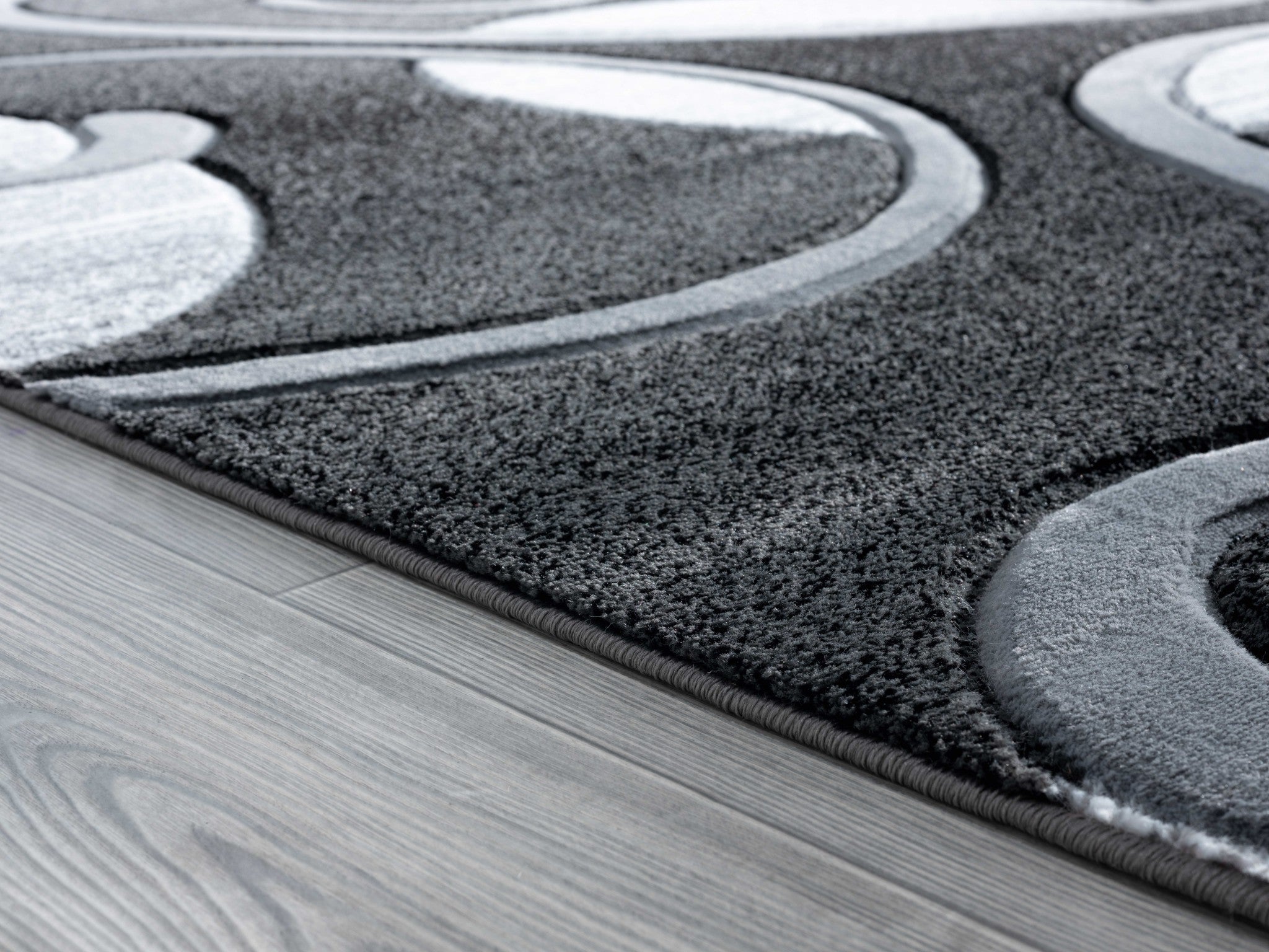 31" x 88" Grey Olefin / Polypropylene Runner Rug