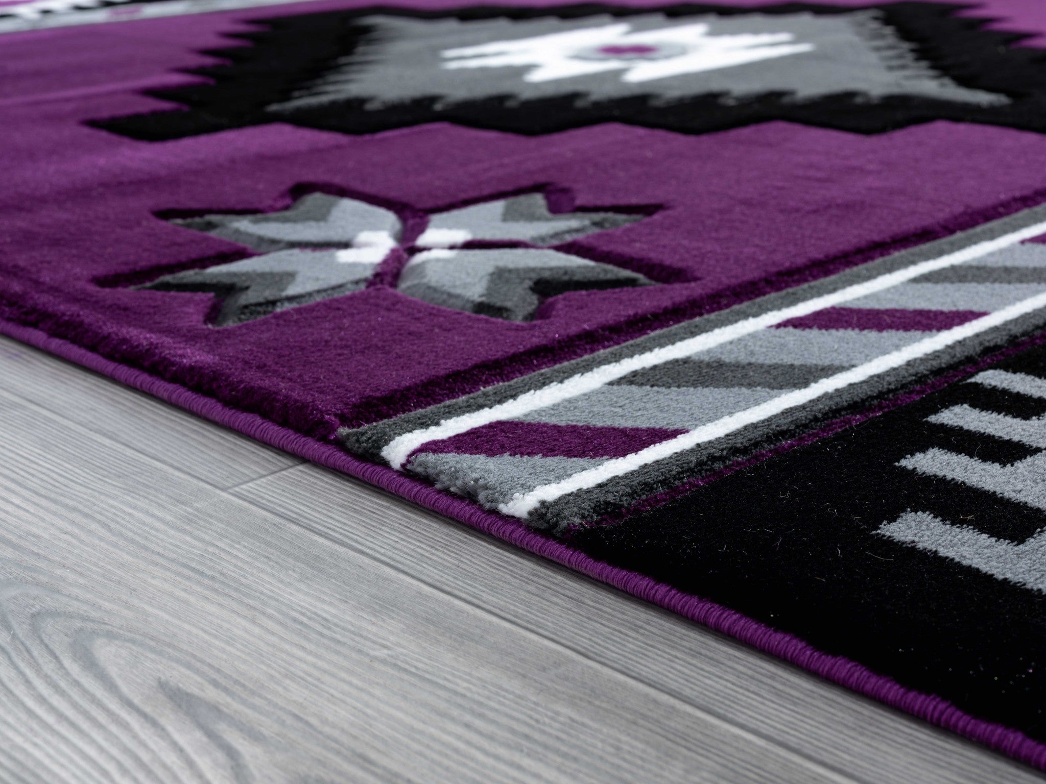 94" x 126" Plum Olefin / Polypropylene Area Rug