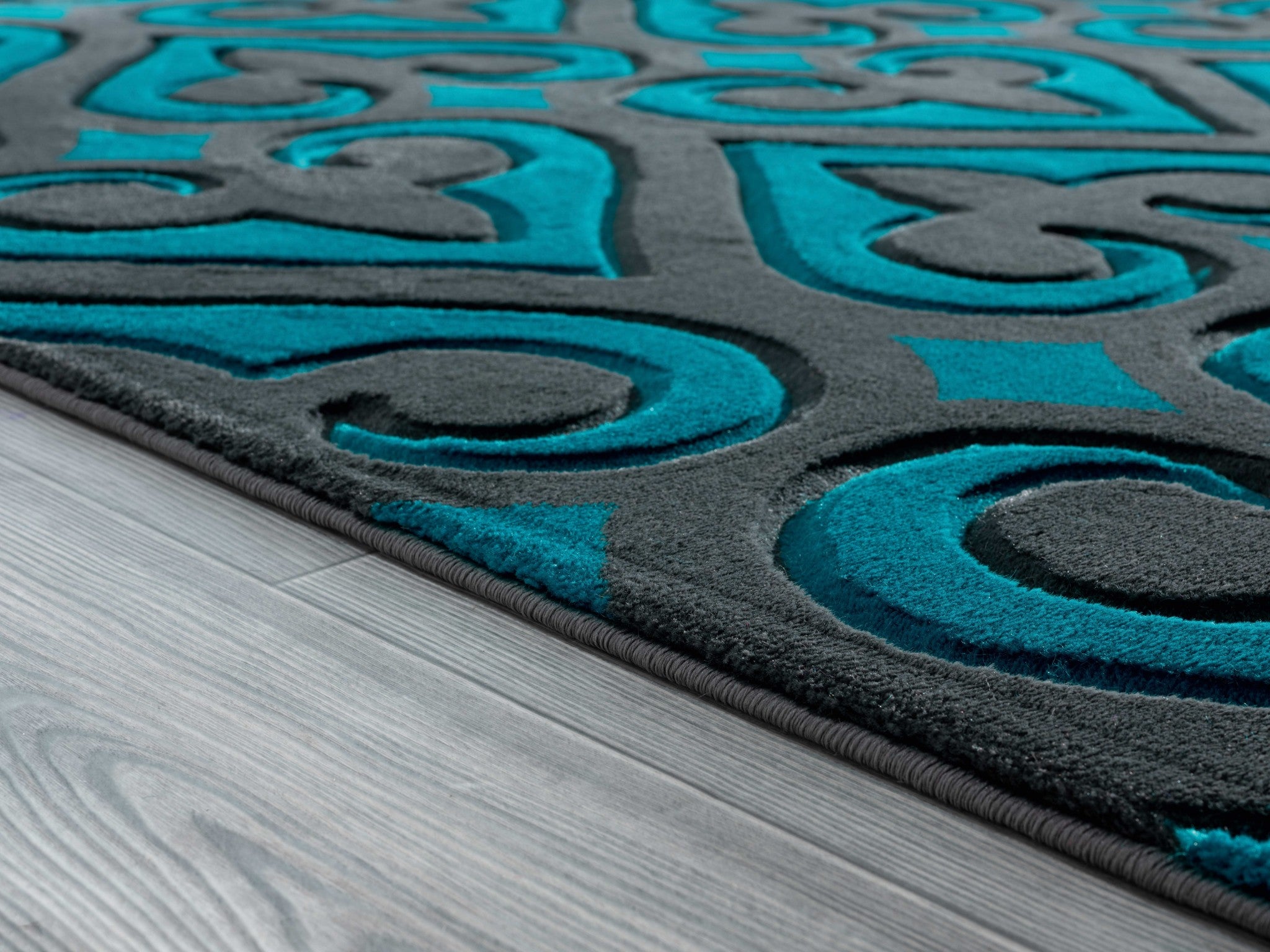 22" x 32" Turquoise Olefin / Polypropylene Accent Rug