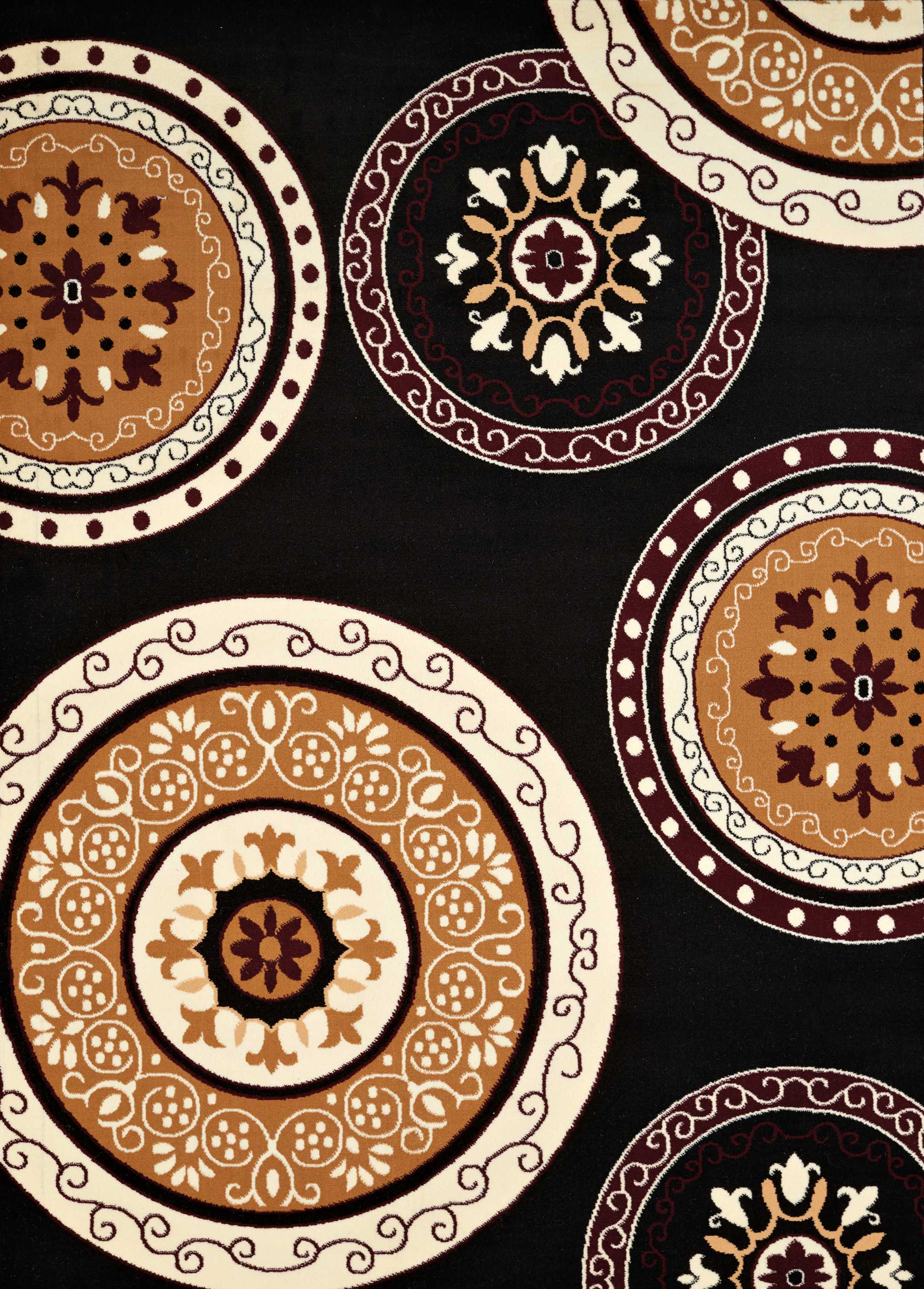 94" x 126" Black Olefin Oversize Rug