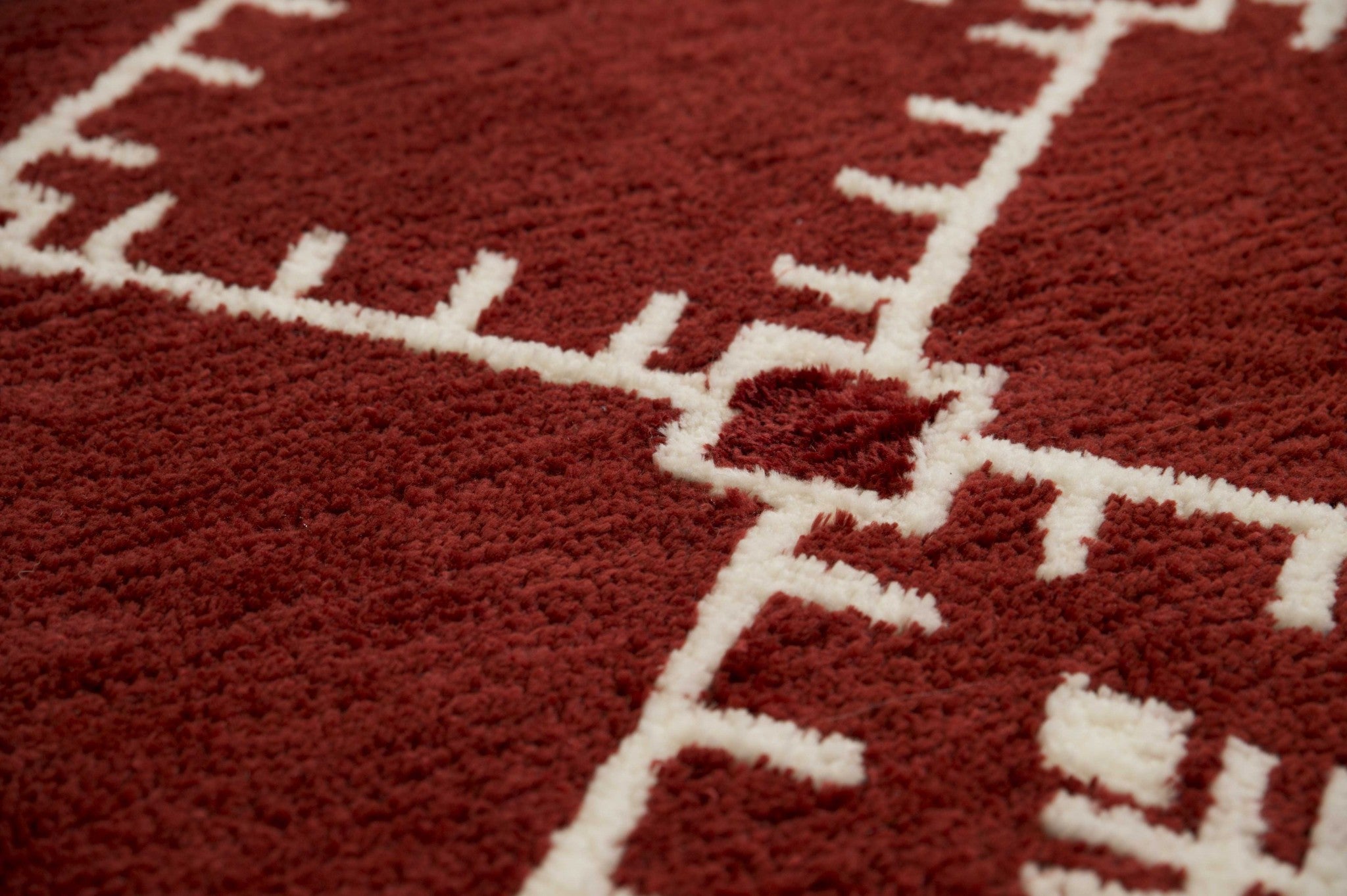 63" x 86" Cherrystone Polyester Runner Rug