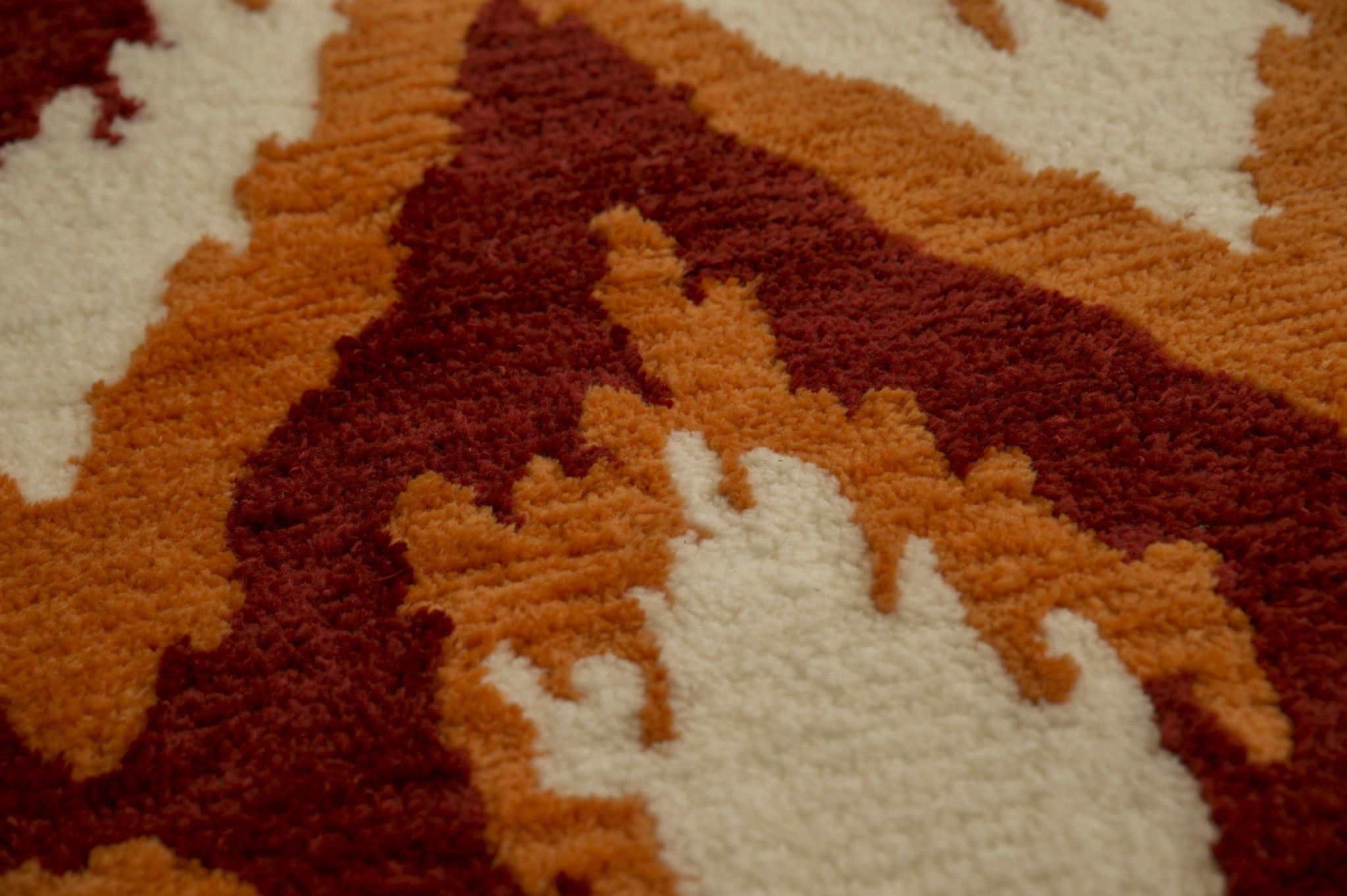 94" x 126" Cherrystone Polyester Oversize Rug