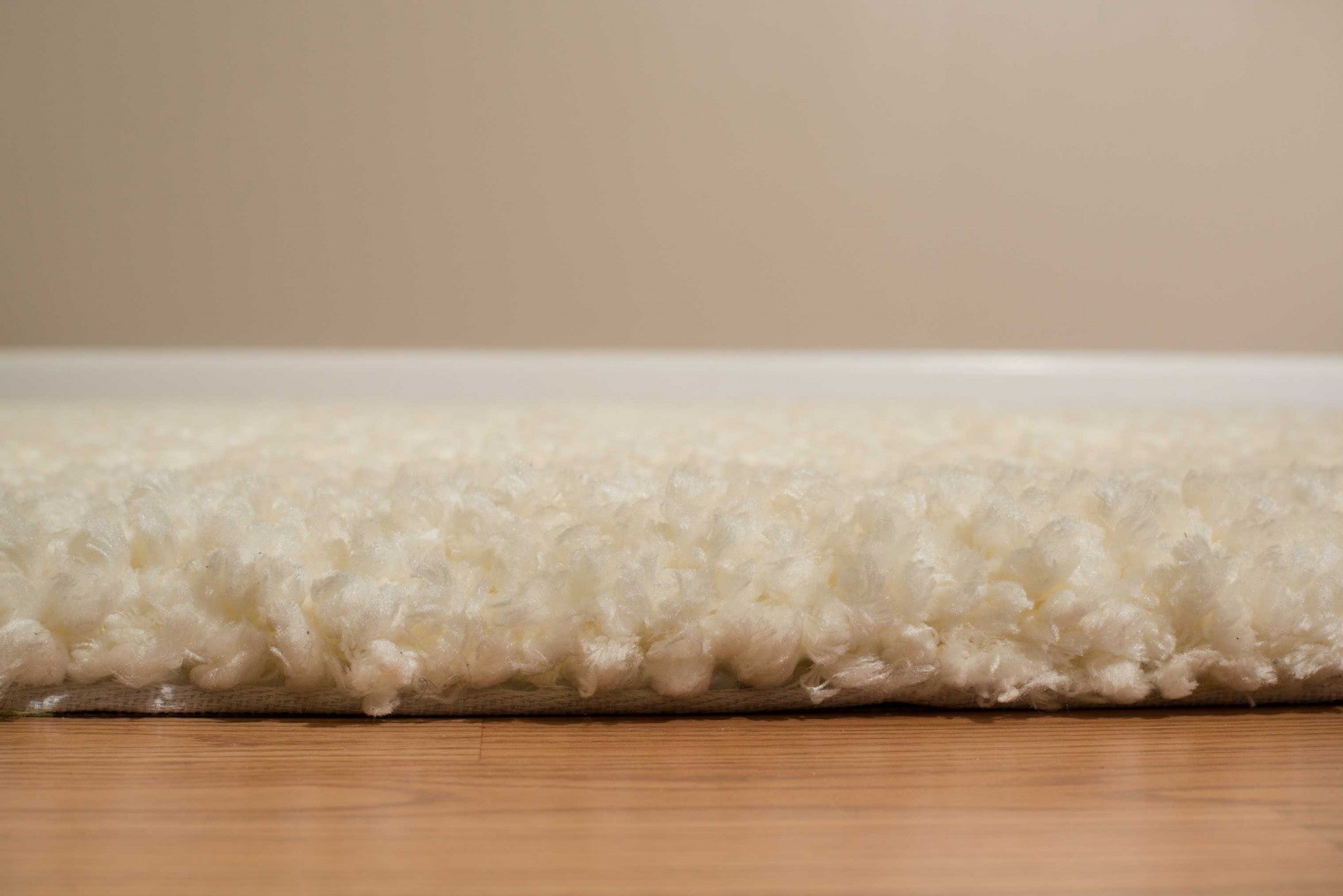 94" x 126" Cream Polyester Oversize Rug