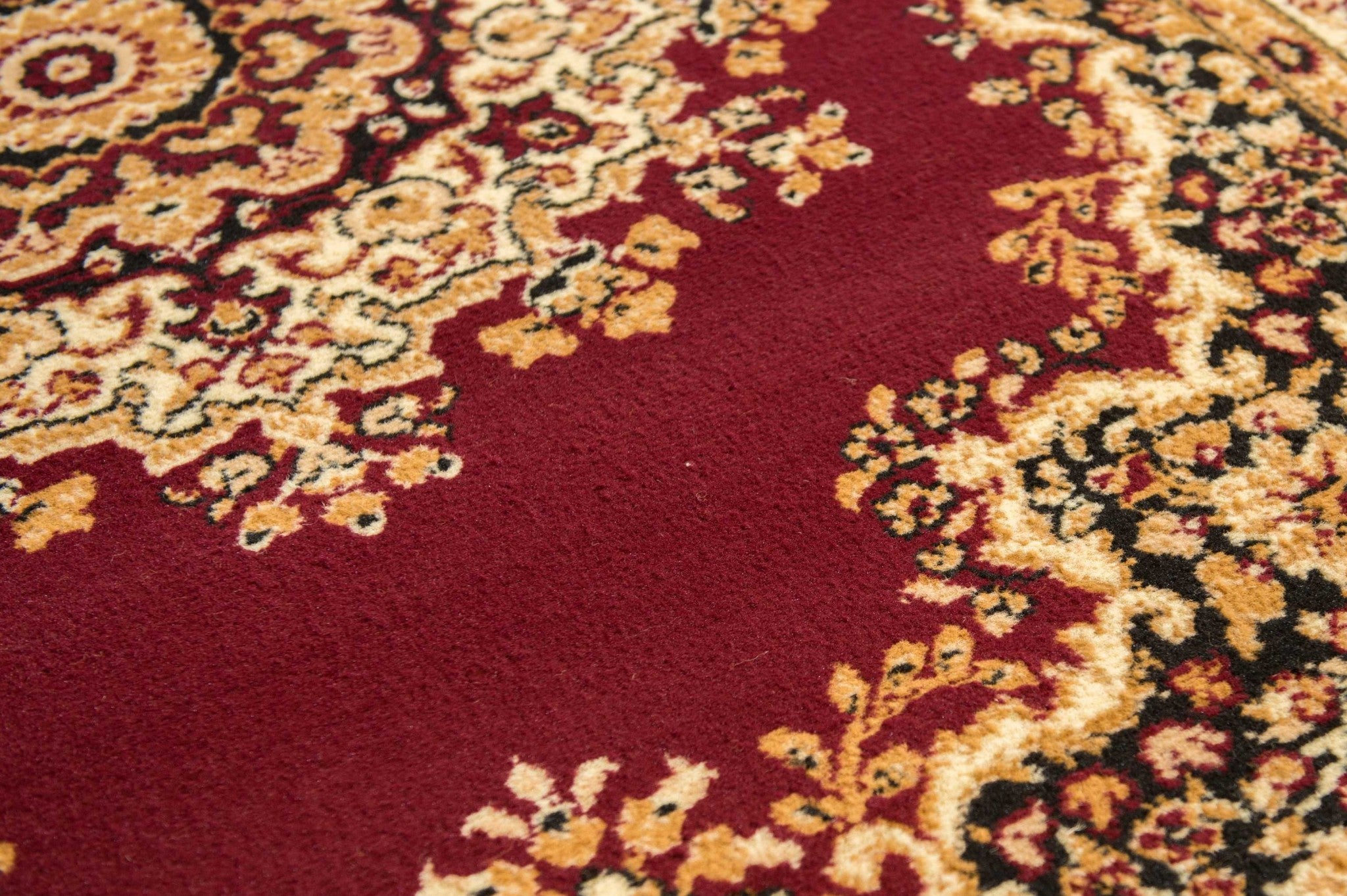 2' x 3'  Burgundy Traditional Accent Rug