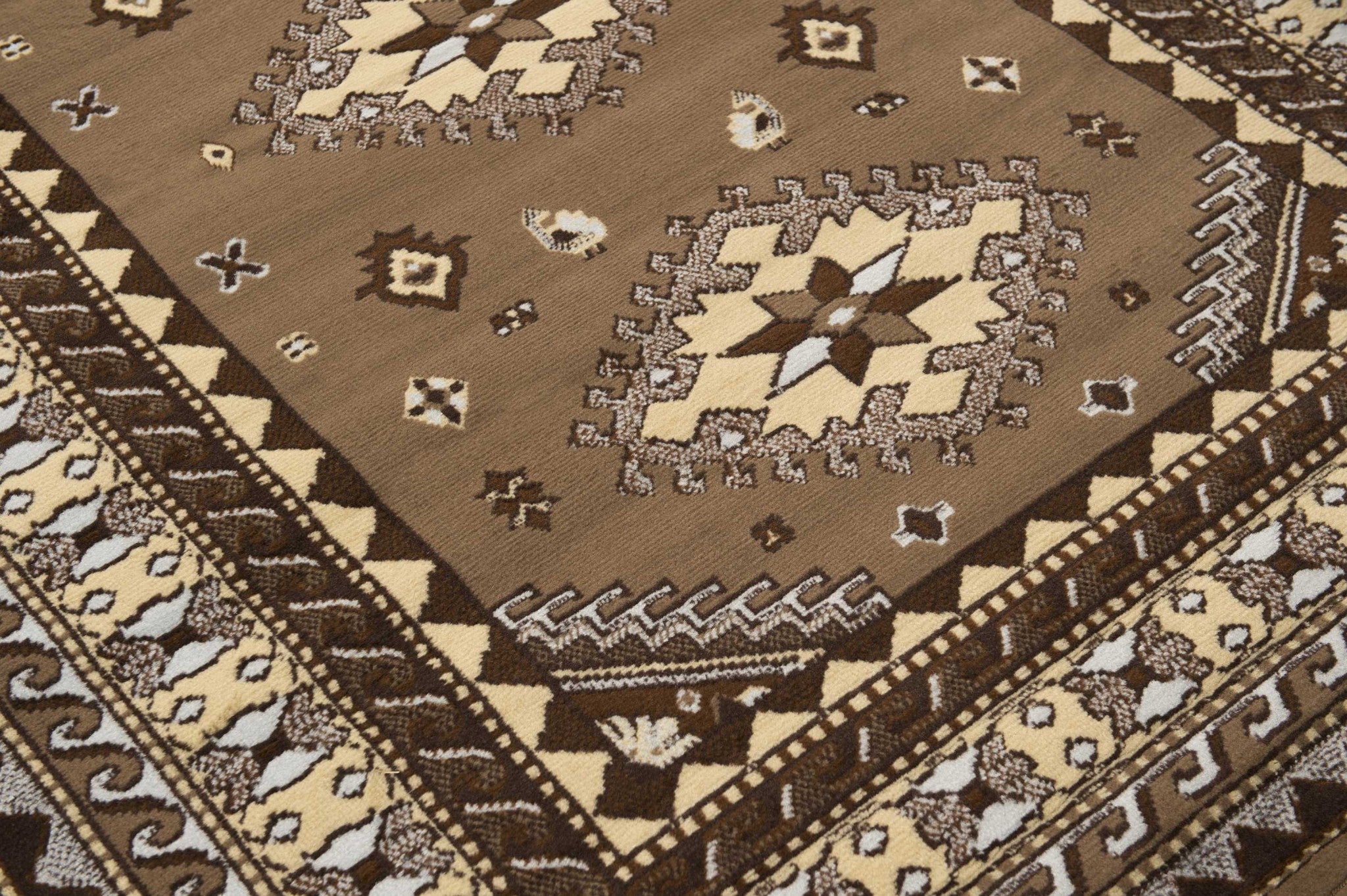 94" x 126" Ash Beige Polypropyelene Oversize Rug