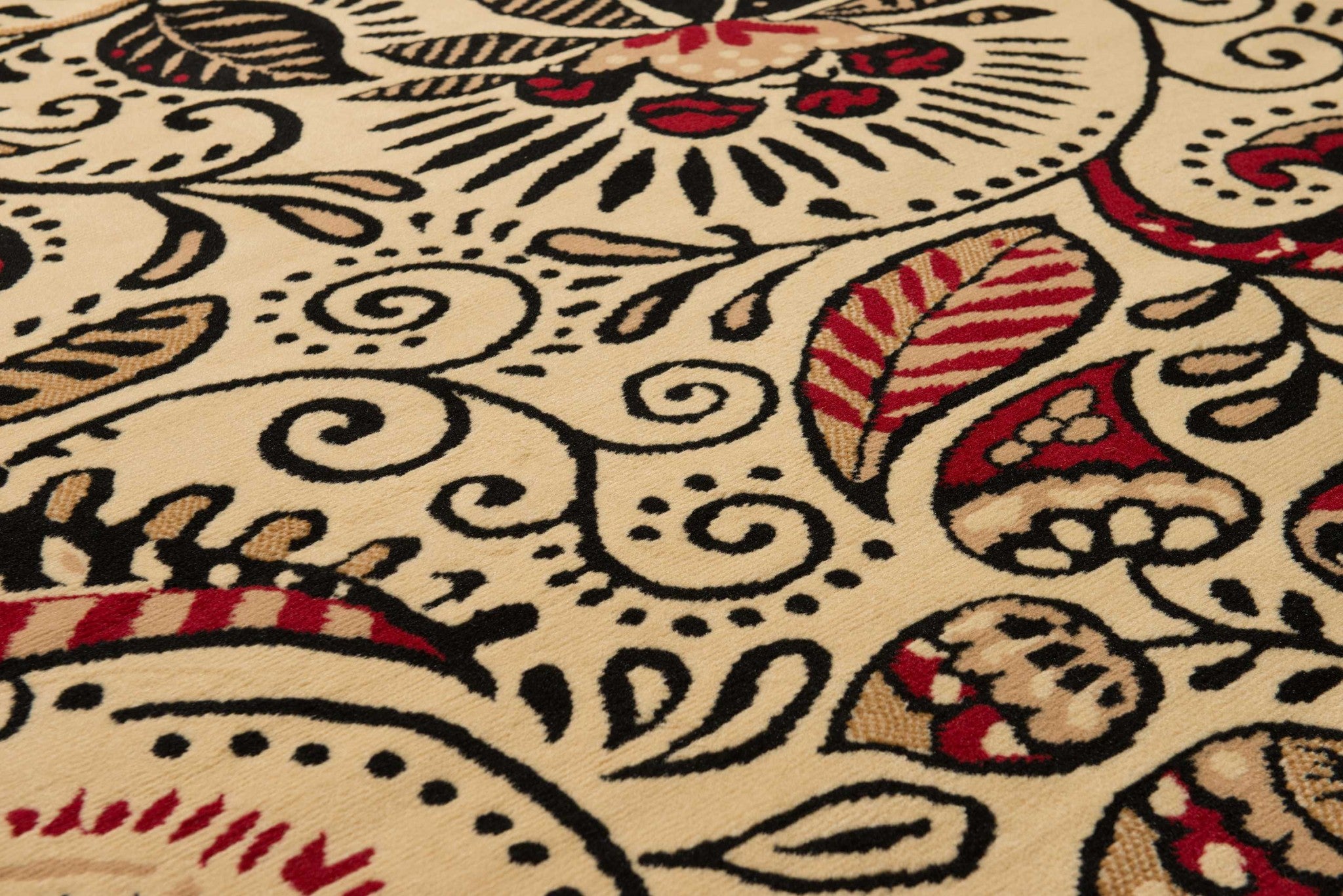 23" x 39" Ivory Polypropyelene Accent Rug