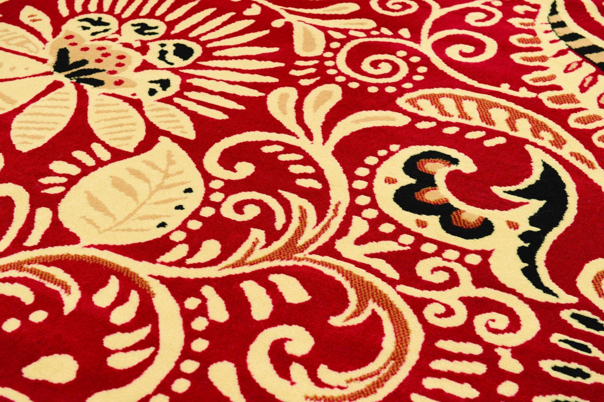 94" x 126" Red Polypropyelene Oversize Rug