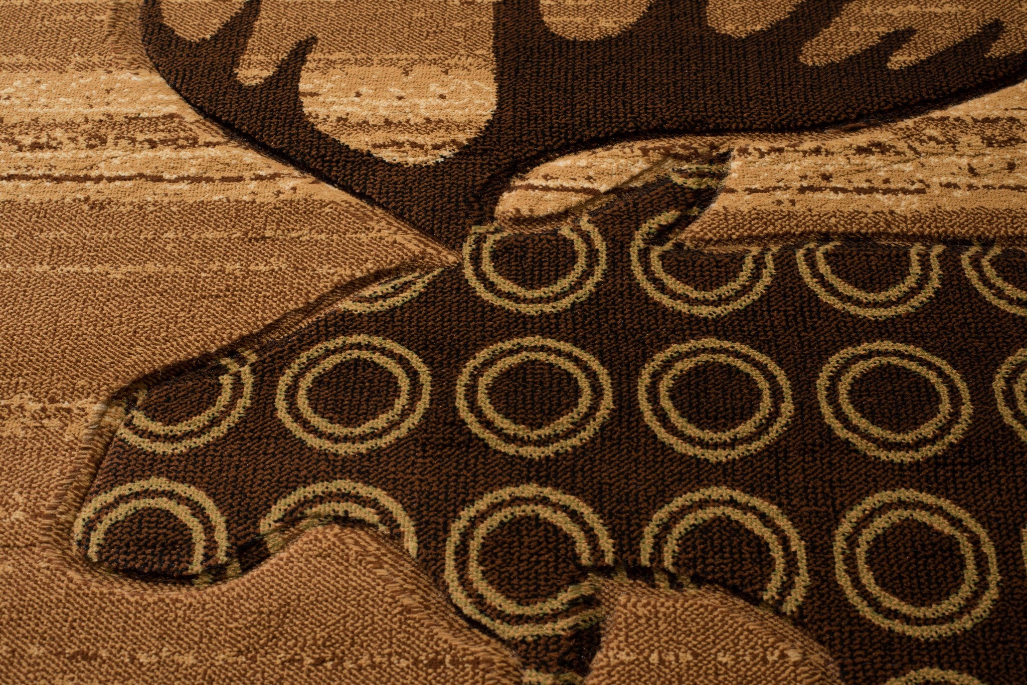 94" x 126" Toffee Polypropylene Oversize Rug