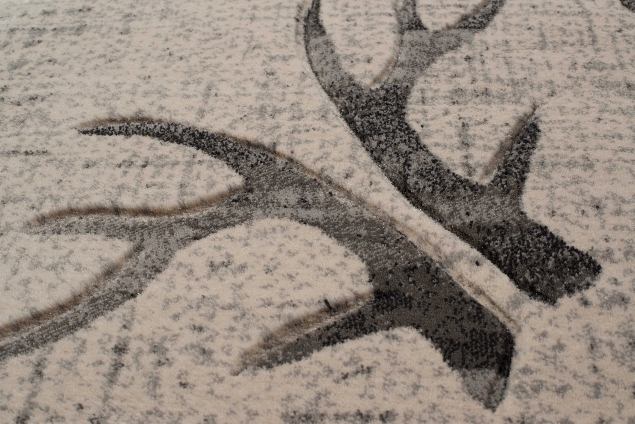 31" x 88" Grey Polypropylene RunnerRug