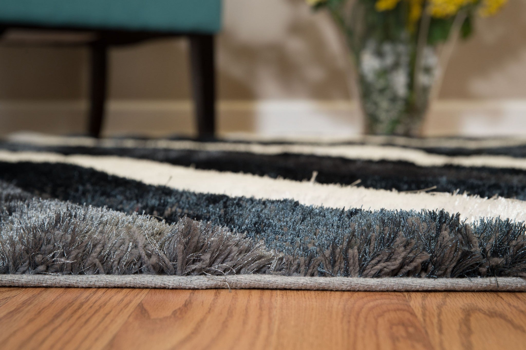 94" x 126" Black Polyester Oversize Rug