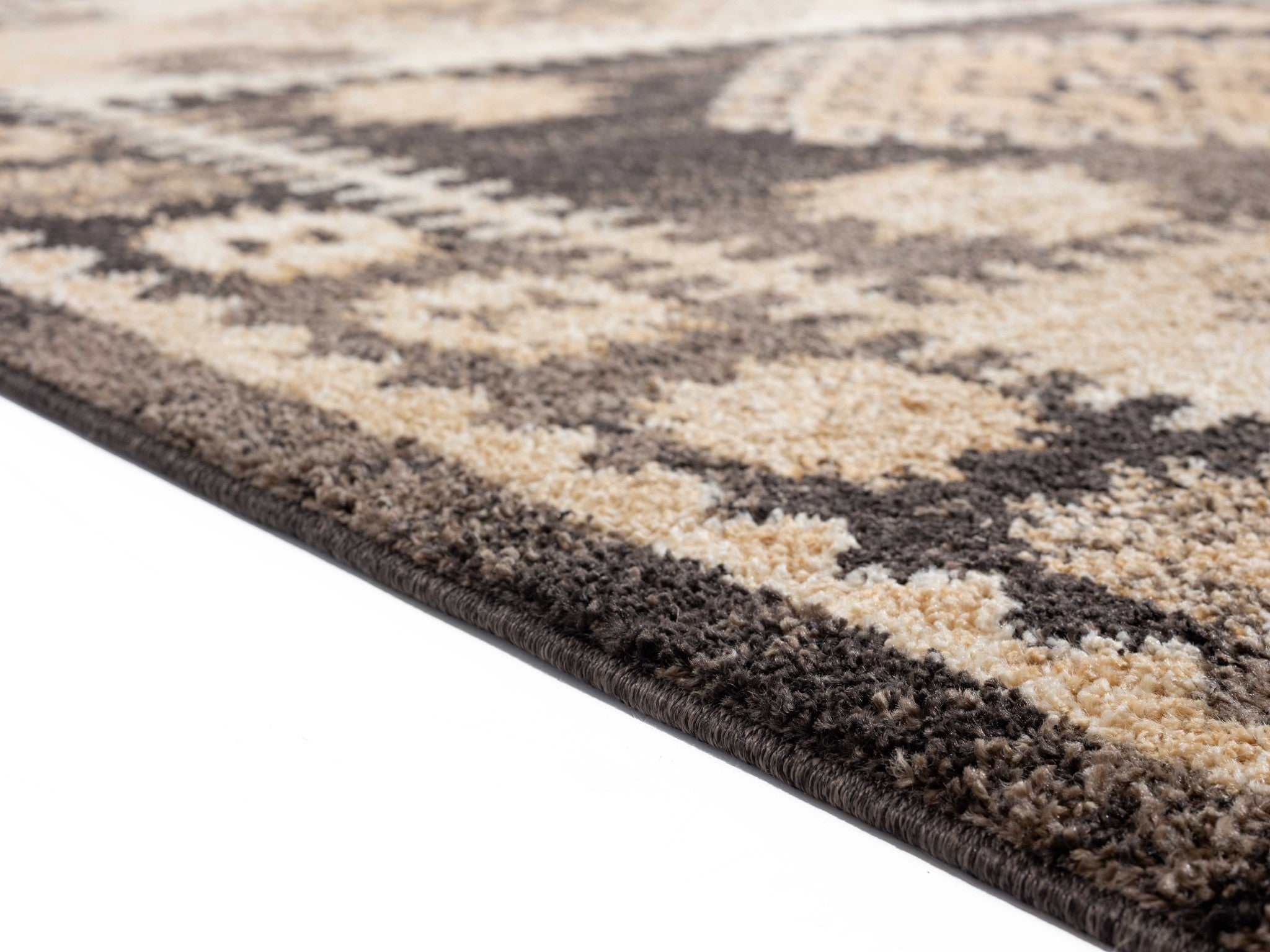 94" x 94" Walnut Olefin Frieze Round Rug