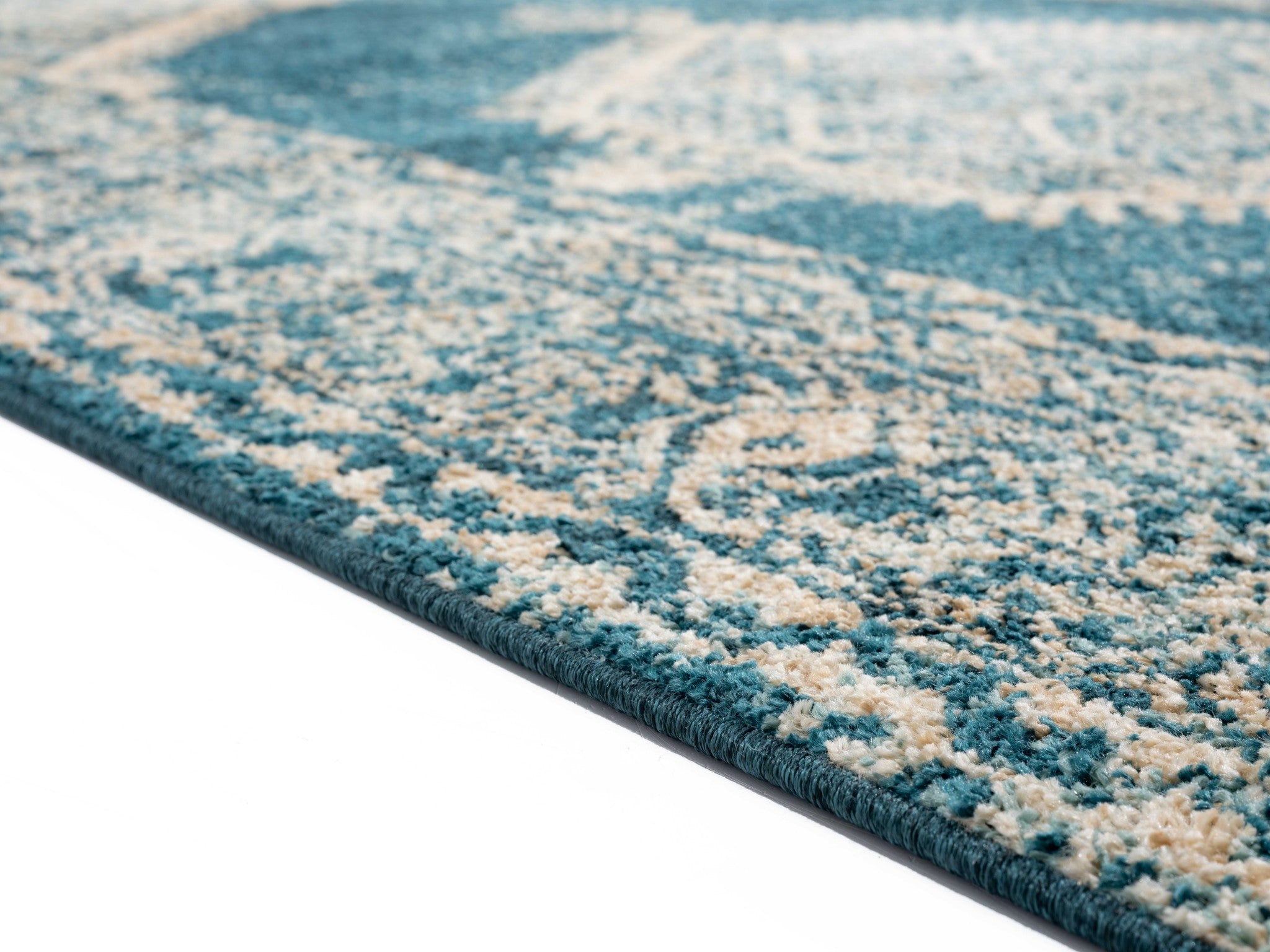 150" x 180" Cerulean Olefin Frieze Rug