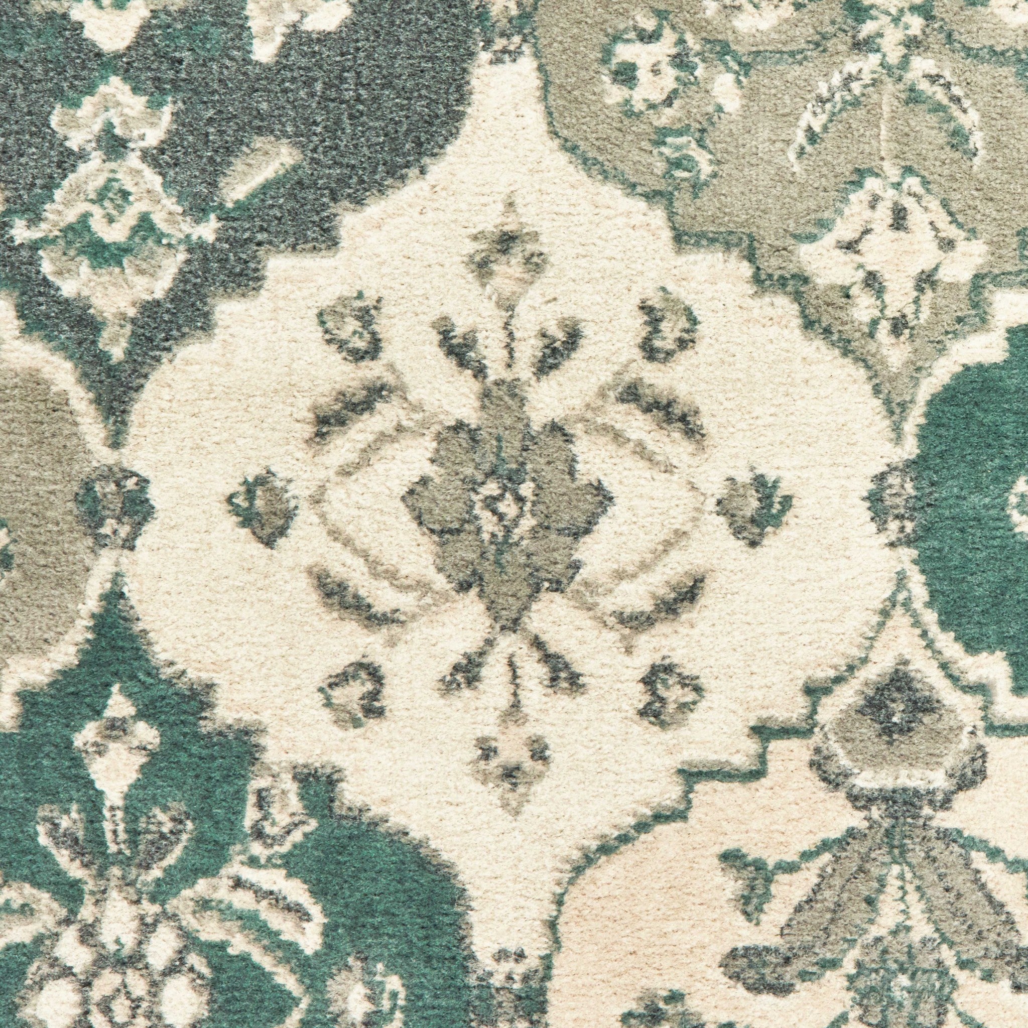 94" x 126" Multicolor Polypropylene Oversize Rug