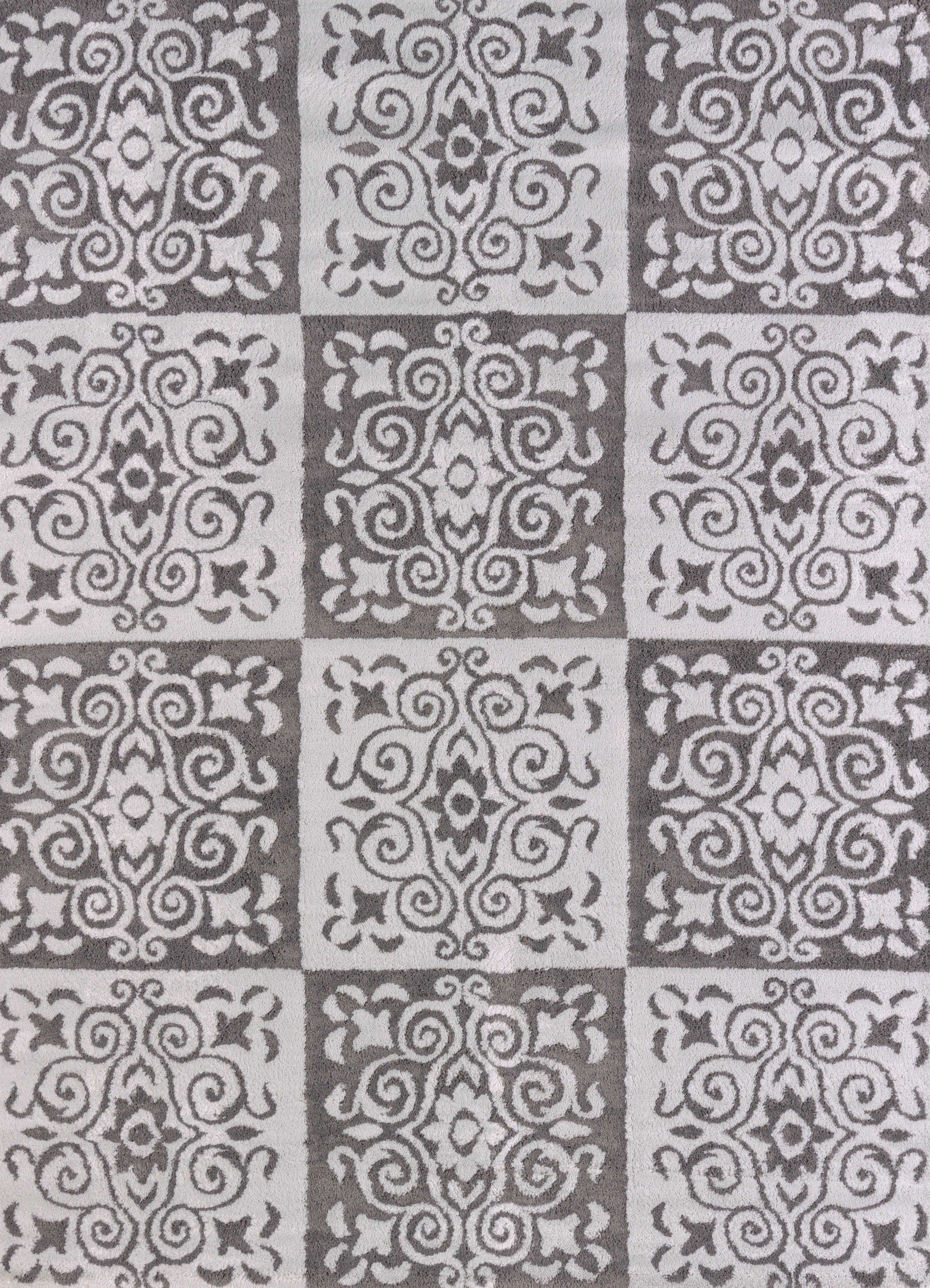 94" x 126" Silver Polypropylene / Polyester Oversize Rug