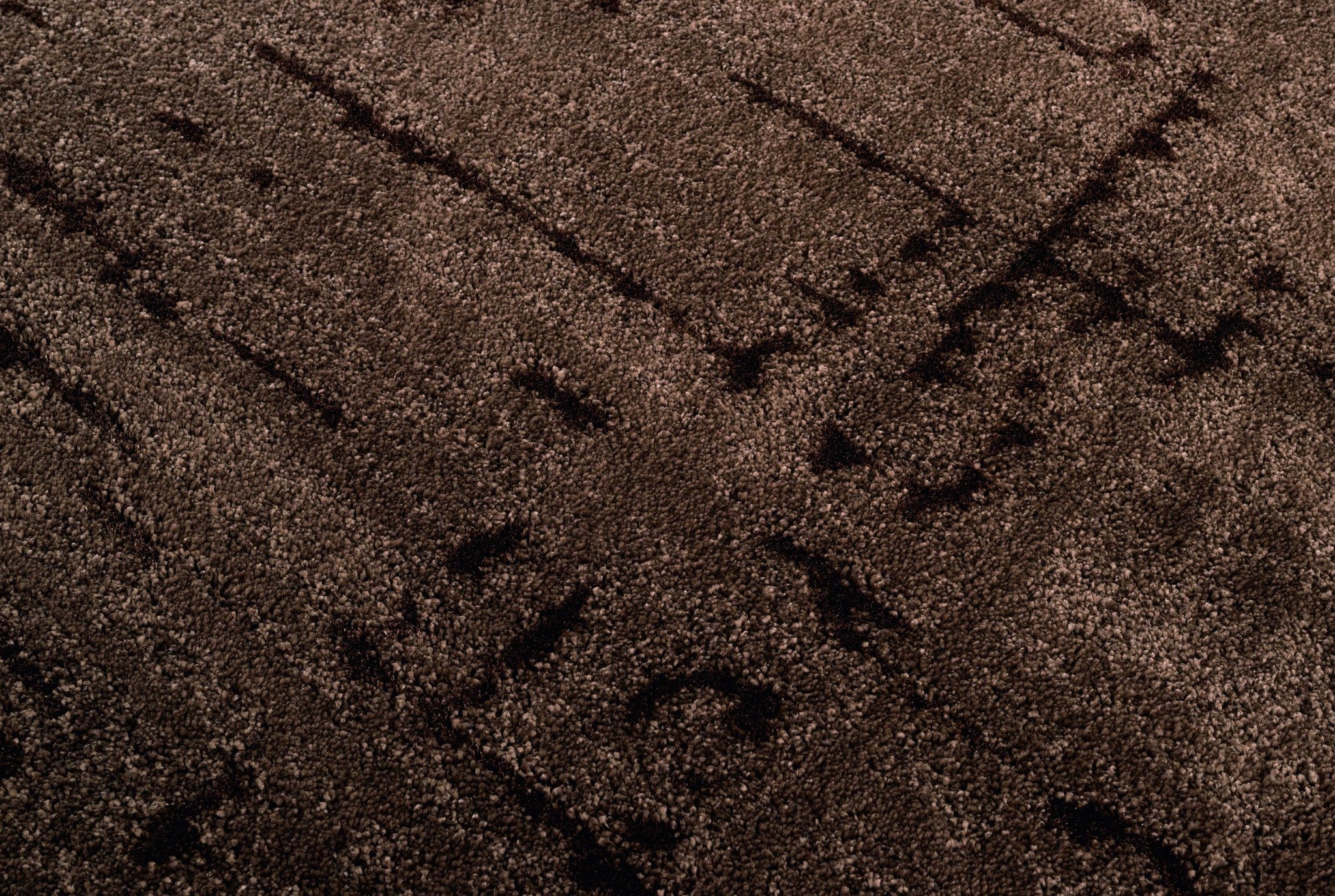 63" x 90" Brown Polyester / Olefin Area Rug