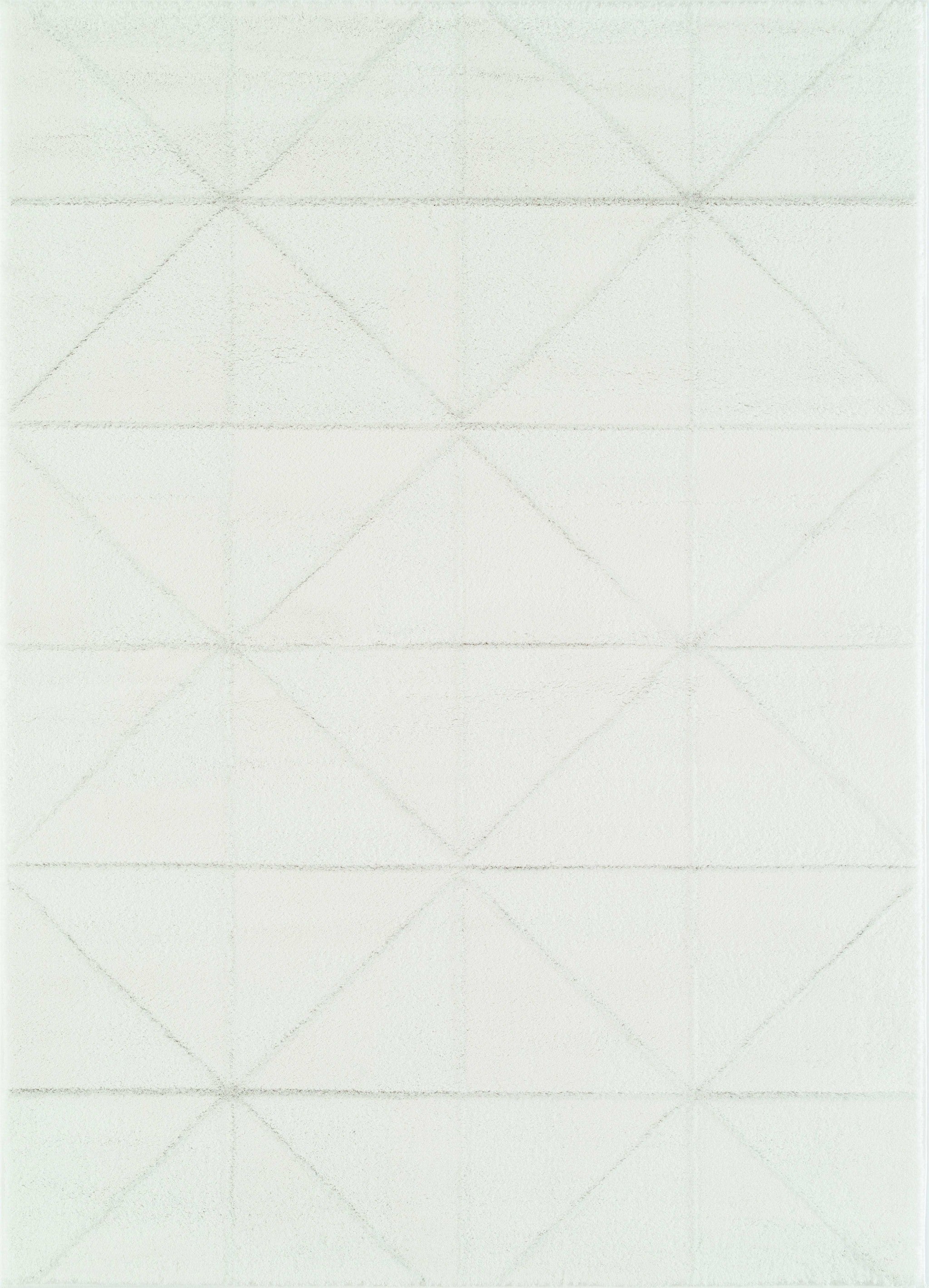 63" x 90" White Polyester / Olefin Area Rug