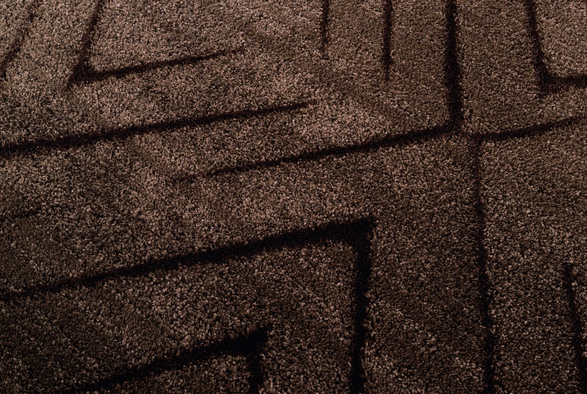 63" x 90" Brown Polyester / Olefin Area Rug