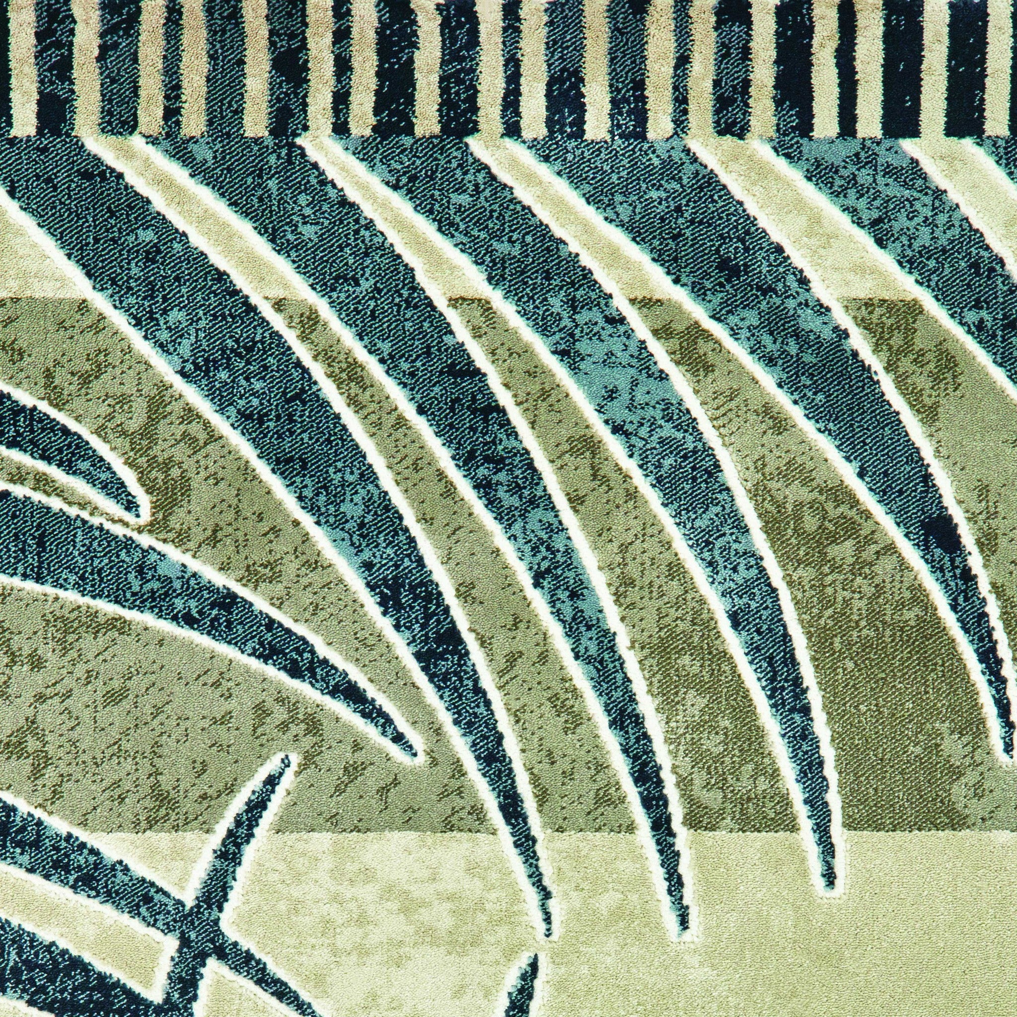 63" x 86" Blueberry Polyester or Olefin Area Rug