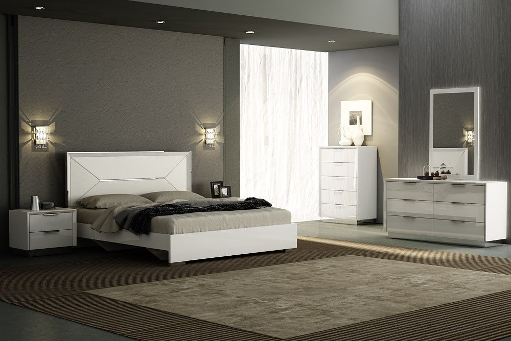 76" X 80" X 51" White Faux Leather King Bed